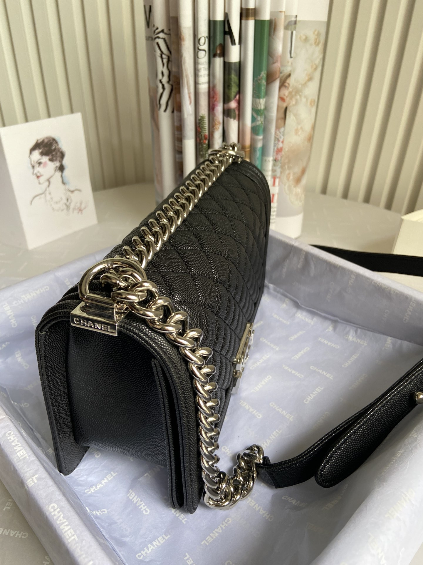 BOY CHANEL HANDBAG Shiny Grained Calfskin Silver-Tone Metal Black 67086(5.9 × 9.8 × 3.5 in) - Image 5