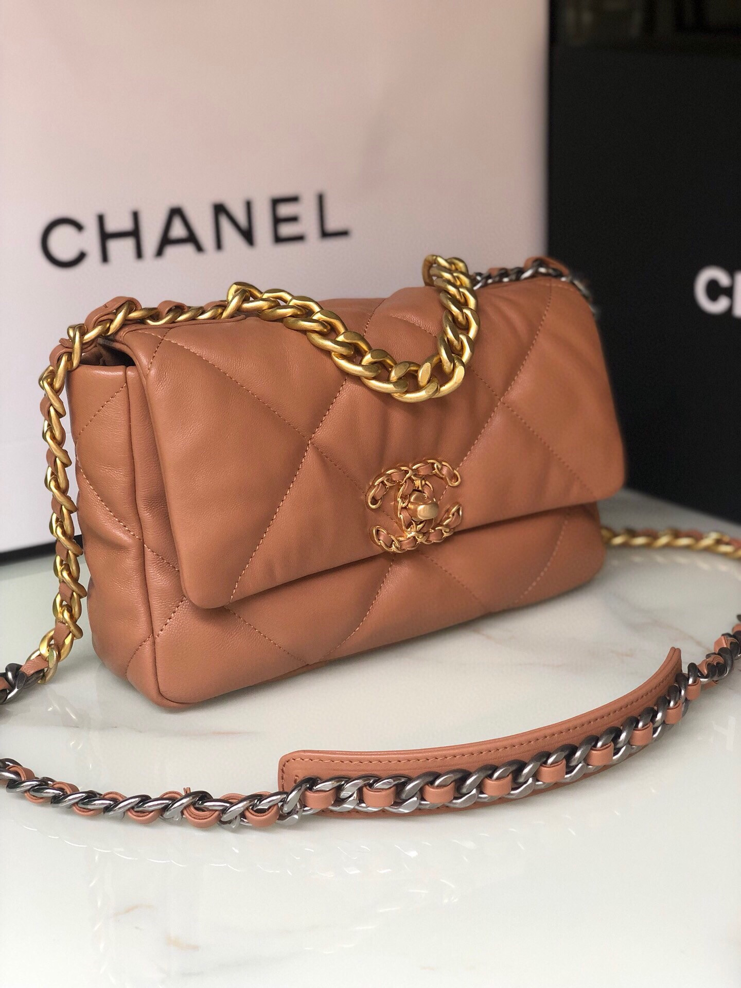 CHANEL 19 HANDBAG Shiny Leather, Gold-Tone, Silver-Tone Ruthenium-Finish Metal Caramel 6.2 * 10.1 * 3.5 in - Image 3