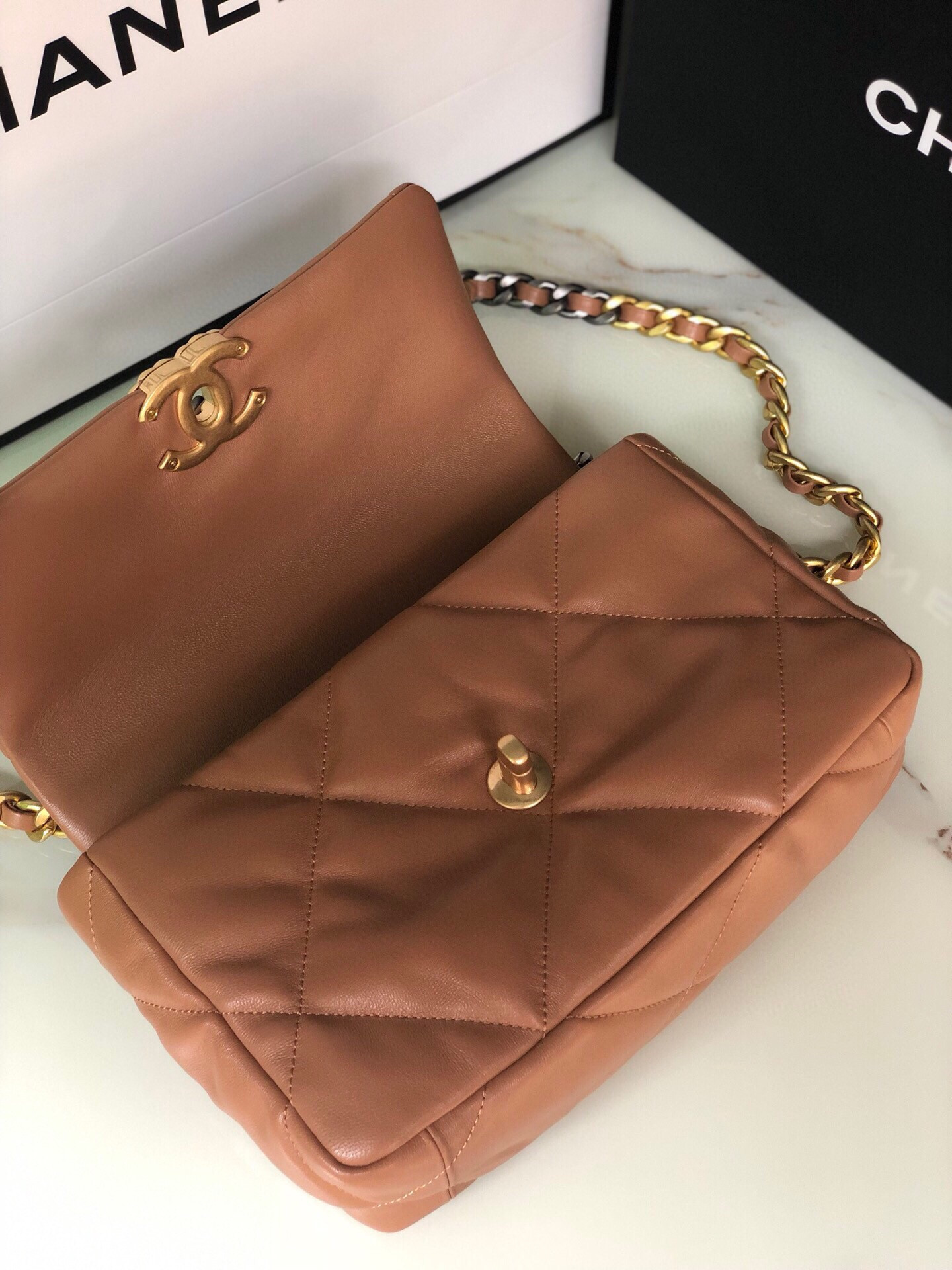 CHANEL 19 HANDBAG Shiny Leather, Gold-Tone, Silver-Tone Ruthenium-Finish Metal Caramel 6.2 * 10.1 * 3.5 in - Image 8