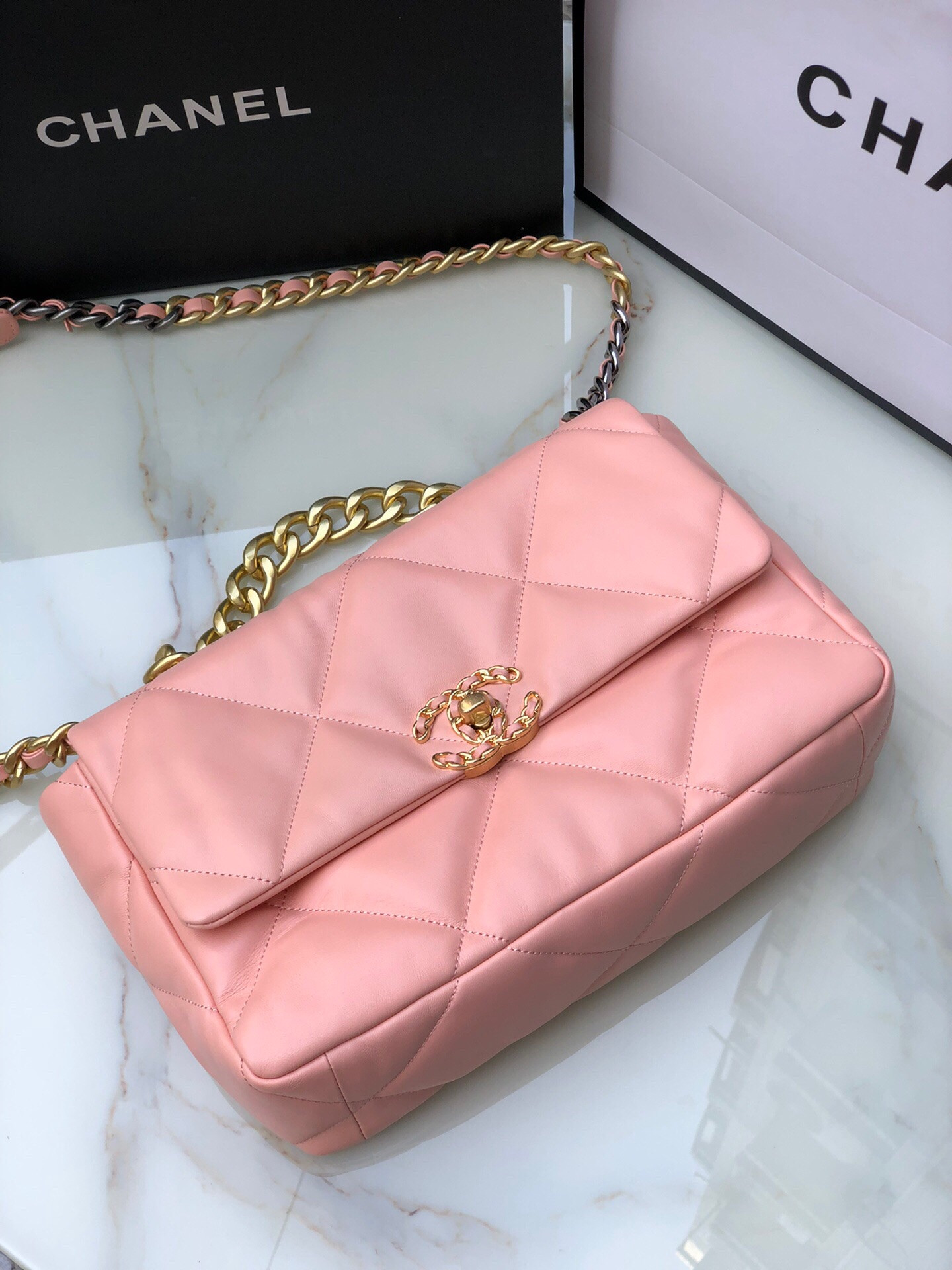 CHANEL 19 LARGE HANDBAG Shiny Leather, Gold-Tone, Silver-Tone Ruthenium-Finish Metal Light Pink 7.8 * 11.7 * 3.9 in - Image 6