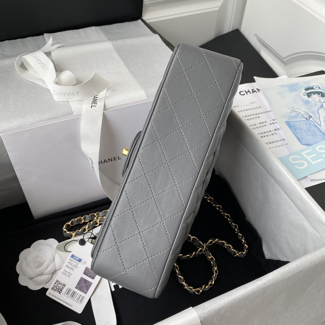 CHANEL CLASSIC HANDBAG GRAINED CALFSKIN GOLD-TONE METAL GRAY 6 × 9.9 × 2.5 in - Image 7