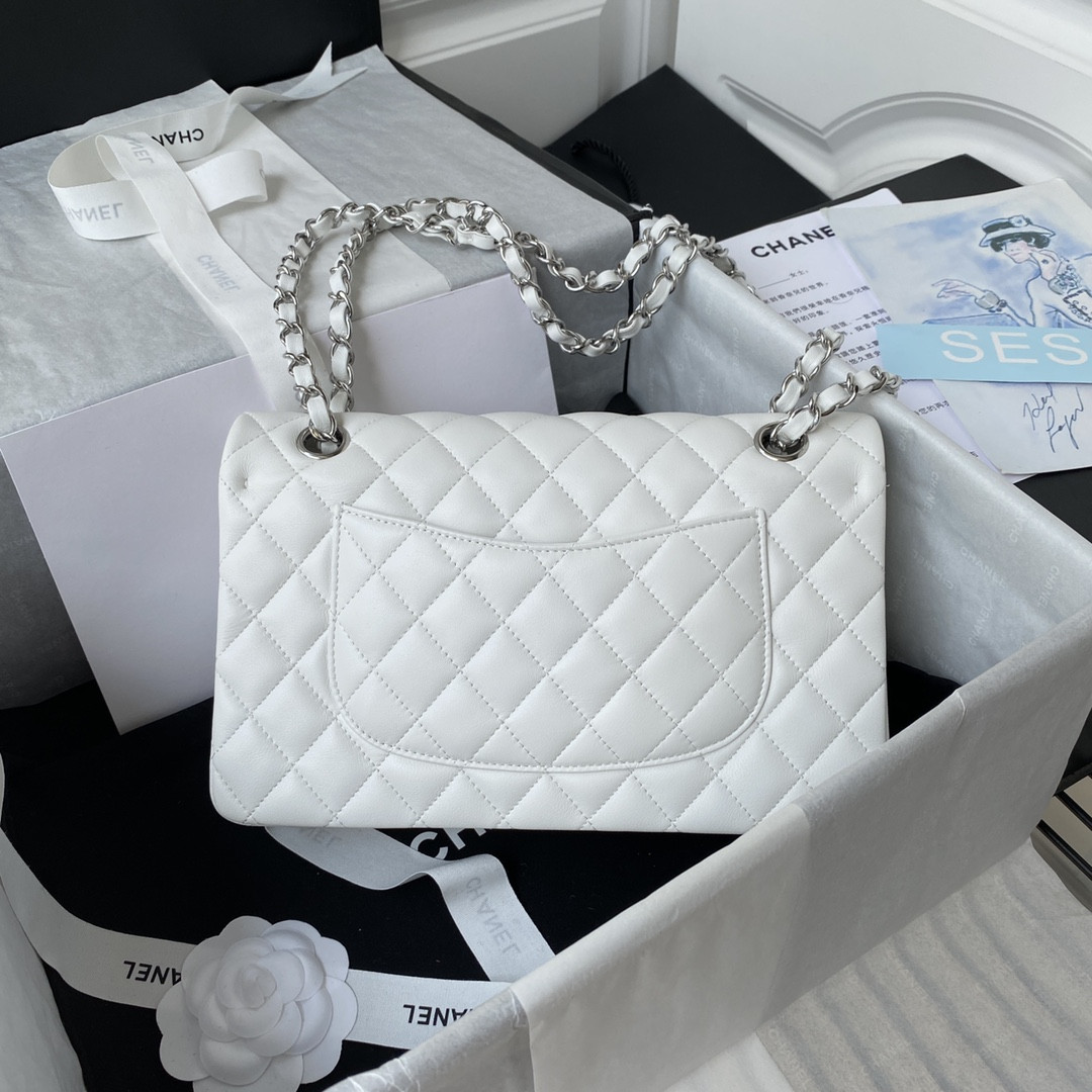 CHANEL CLASSIC HANDBAG LAMBSKIN SILVER-TONE METAL WHITE 15.5x25.5x6.5cm - Image 10