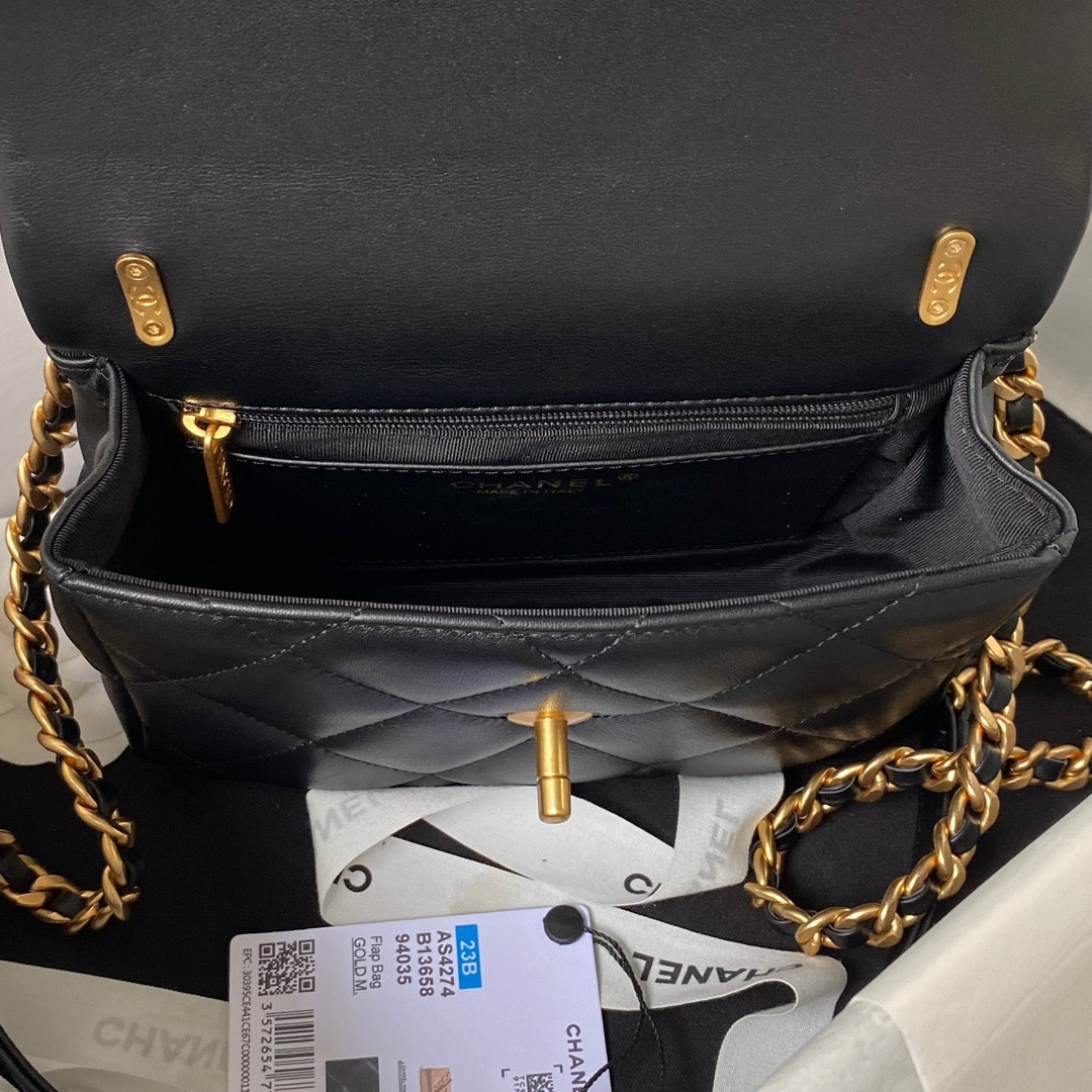 CHANEL MINI FLAP BAG BLACK 5.3 × 6.6 × 3.1 in - Image 8