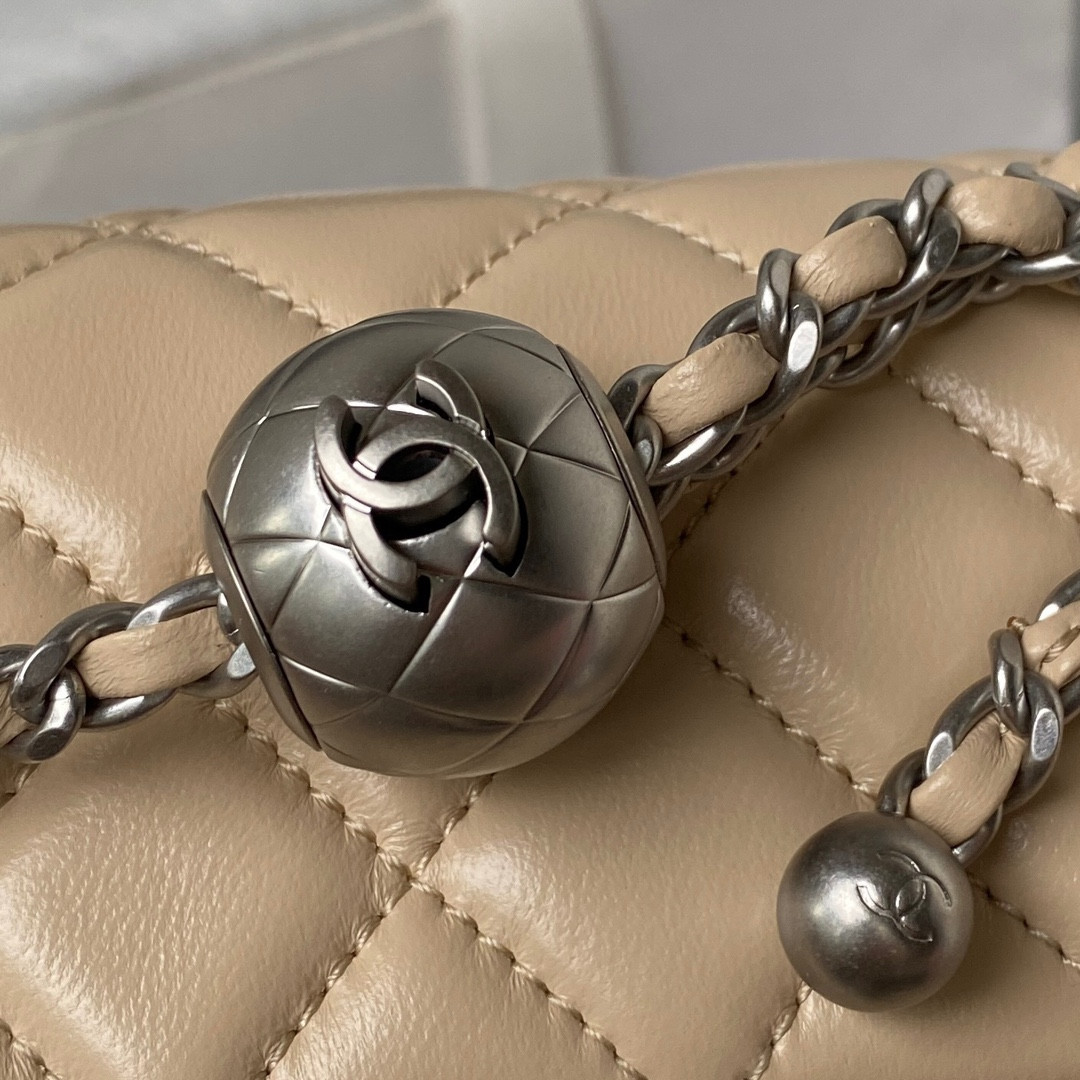 CHANEL MINI FLAP BAG SHINY CALFSKIN SILVER-TONE METAL LIGHT beige 4.7 × 7.8 × 2.3 in - Image 4