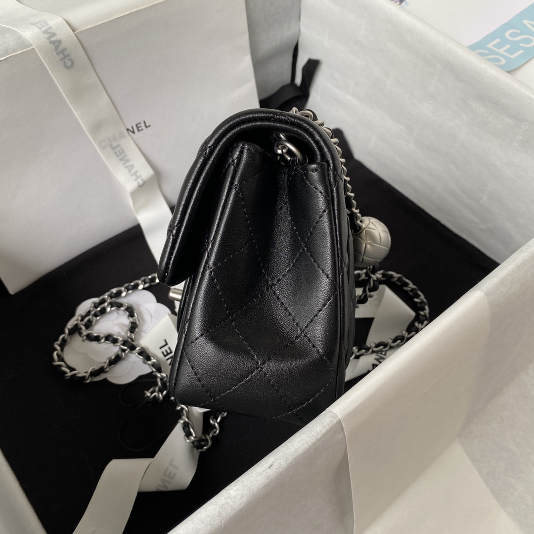CHANEL MINI FLAP BAG SHINY CALFSKIN SILVER-Tone METAL BLACK 5.3 × 6.6 × 3.1 in - Image 6