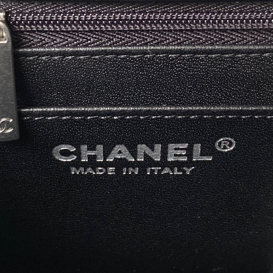 CHANEL MINI FLAP BAG SHINY CALFSKIN SILVER-Tone METAL BLACK 5.3 × 6.6 × 3.1 in - Image 9