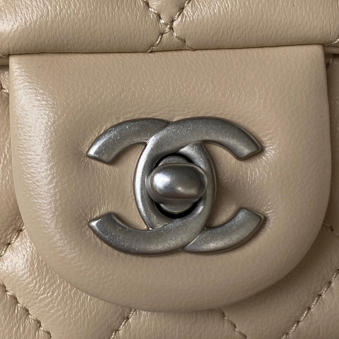 CHANEL MINI FLAP BAG SHINY CALFSKIN SILVER-Tone METAL COFFEE 5.3 × 6.6 × 3.1 in - Image 4
