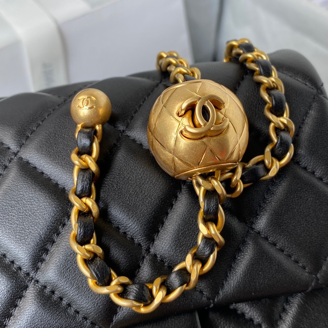 CHANEL MINI FLAP BAG SHINY CALFSKIN Gold-Tone METAL BLack 5.3 × 6.6 × 3.1 in - Image 9