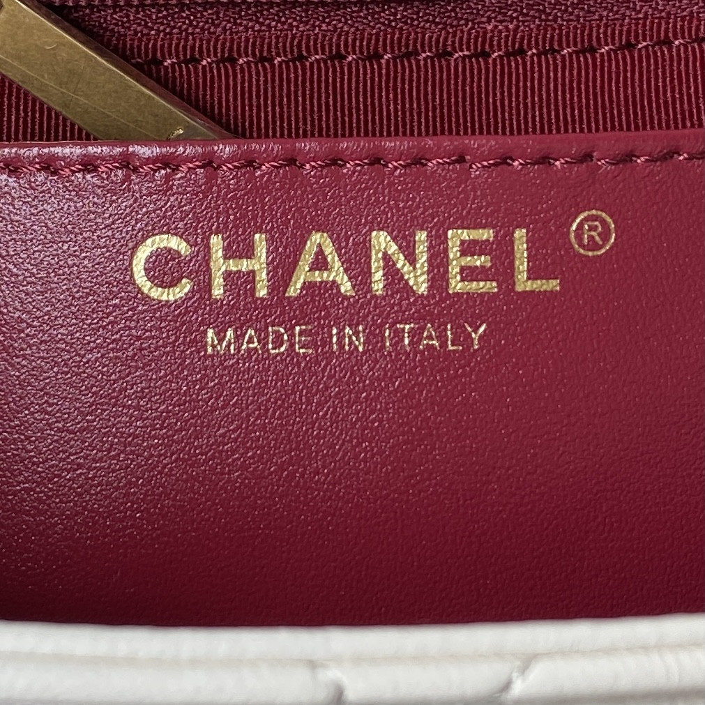 CHANEL MINI FLAP BAG WHITE 4.7 × 7.8 × 2.3 in - Image 9