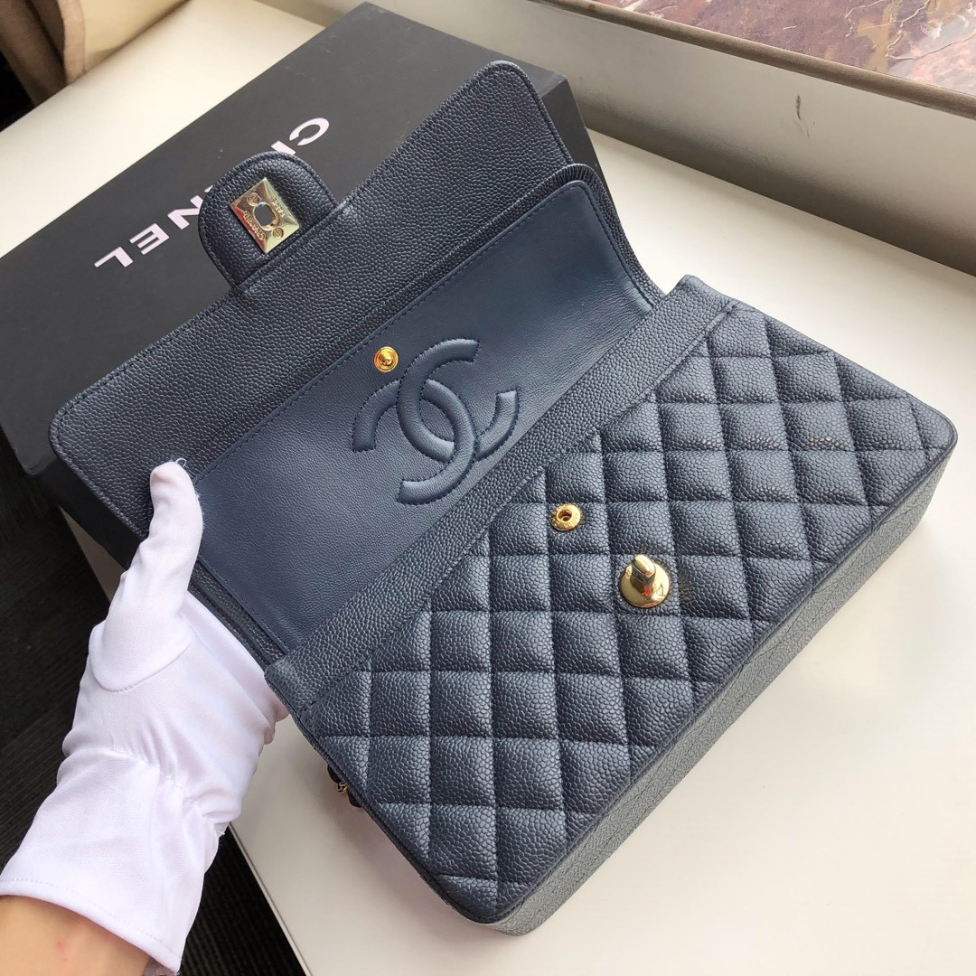 CHANEL CLASSIC HANDBAG GRAINED CALFSKIN GOLD-TONE METAL NAVY 6 × 9.9 × 2.5 in - Image 8