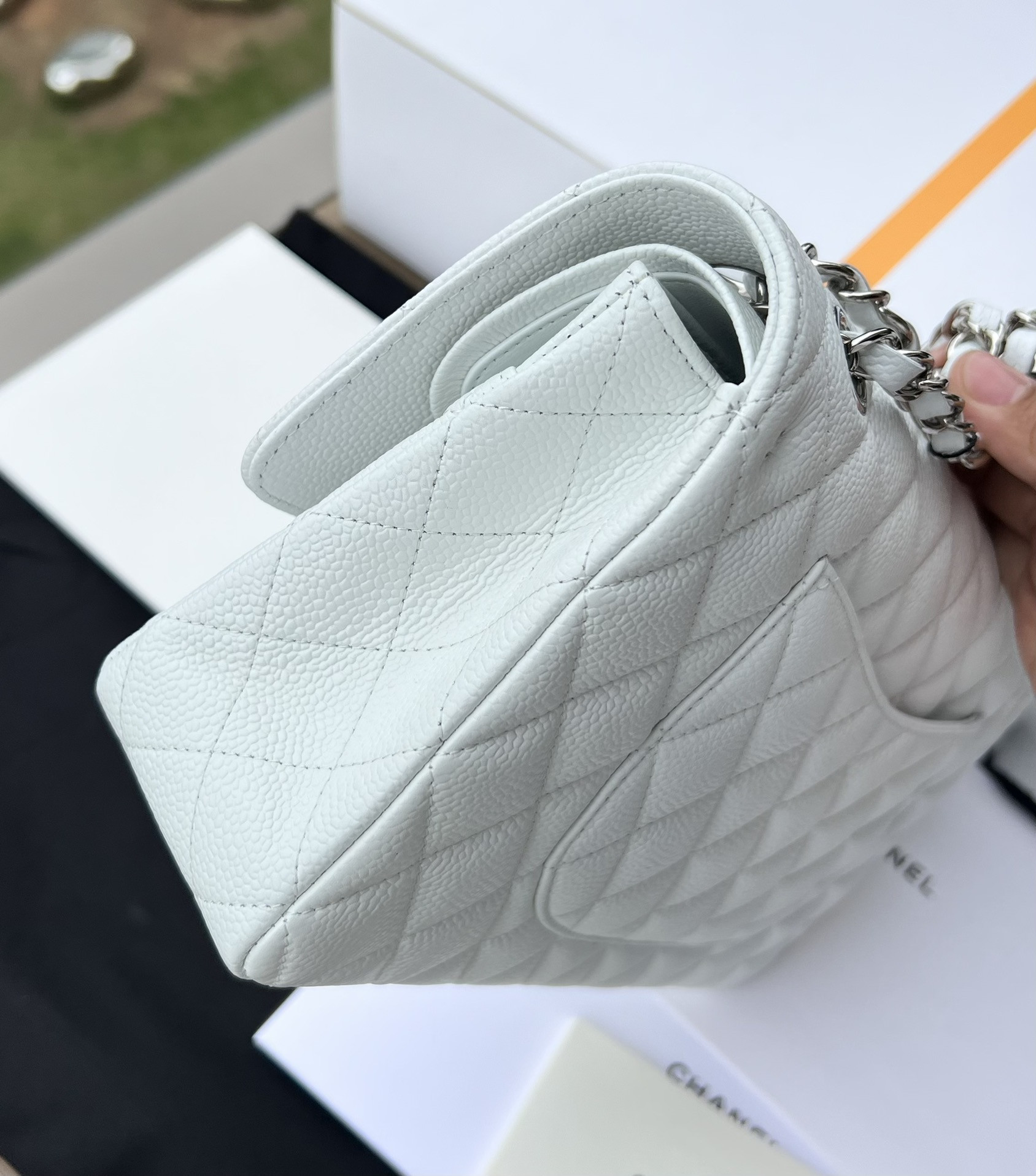 CHANEL CLASSIC HANDBAG GRAINED CALFSKIN SILVER-TONE METAL WHITE 6 × 9.9 × 2.5 in - Image 4