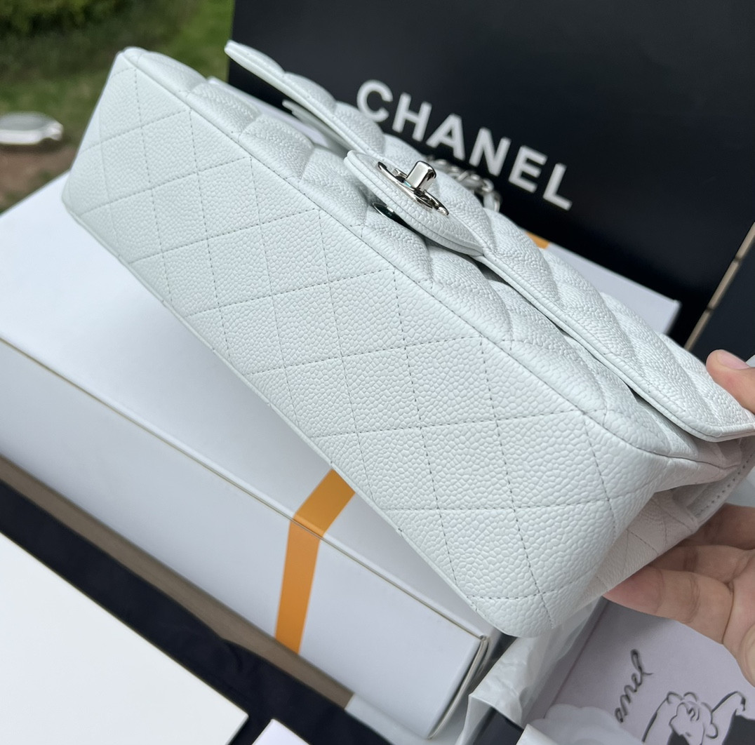 CHANEL CLASSIC HANDBAG GRAINED CALFSKIN SILVER-TONE METAL WHITE 6 × 9.9 × 2.5 in - Image 5