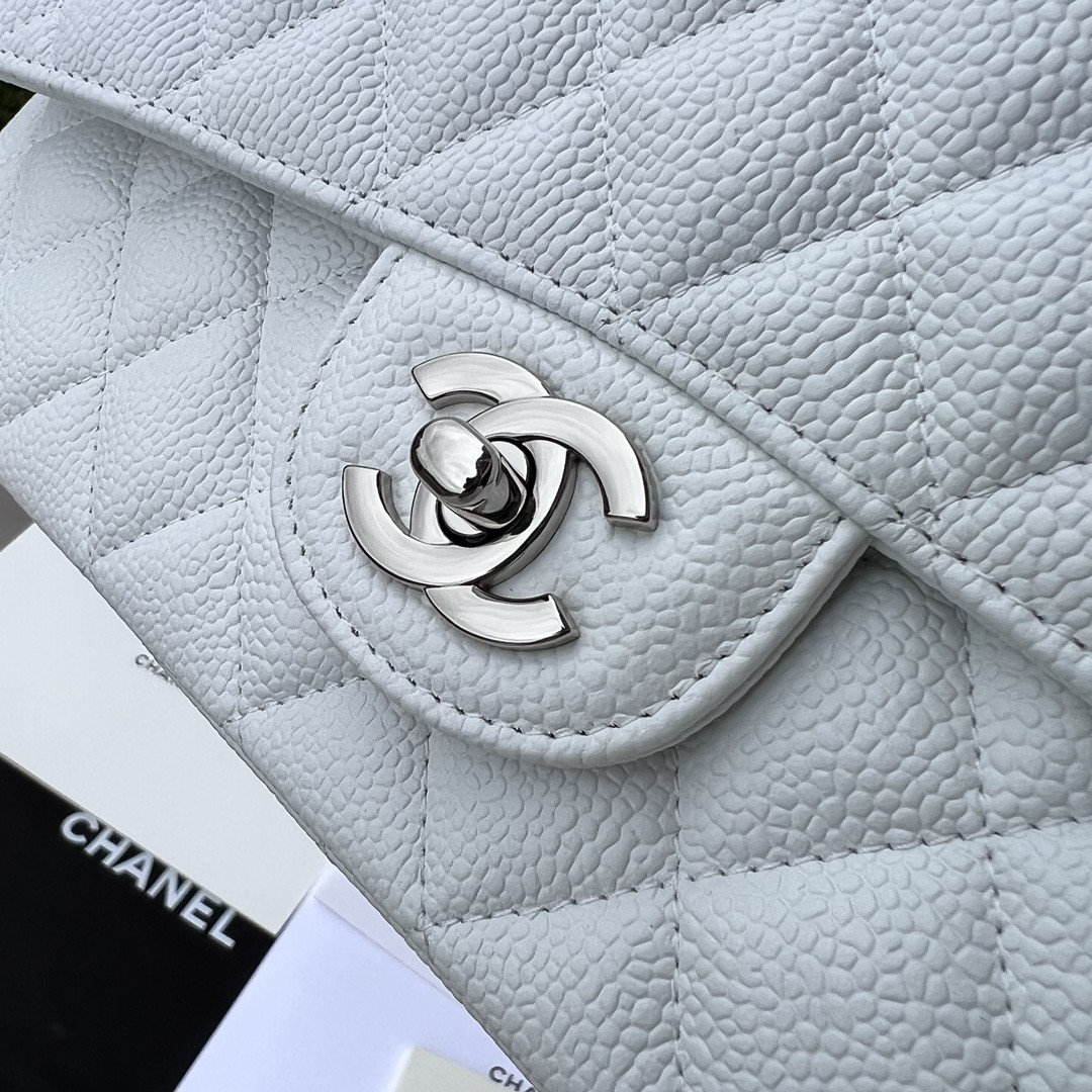 CHANEL CLASSIC HANDBAG GRAINED CALFSKIN SILVER-TONE METAL WHITE 6 × 9.9 × 2.5 in - Image 6