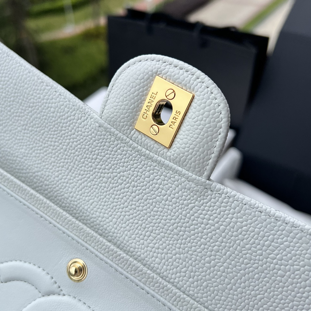 CHANEL CLASSIC HANDBAG GRAINED CALFSKIN GOLD-TONE METAL WHITE 6 × 9.9 × 2.5 in - Image 10