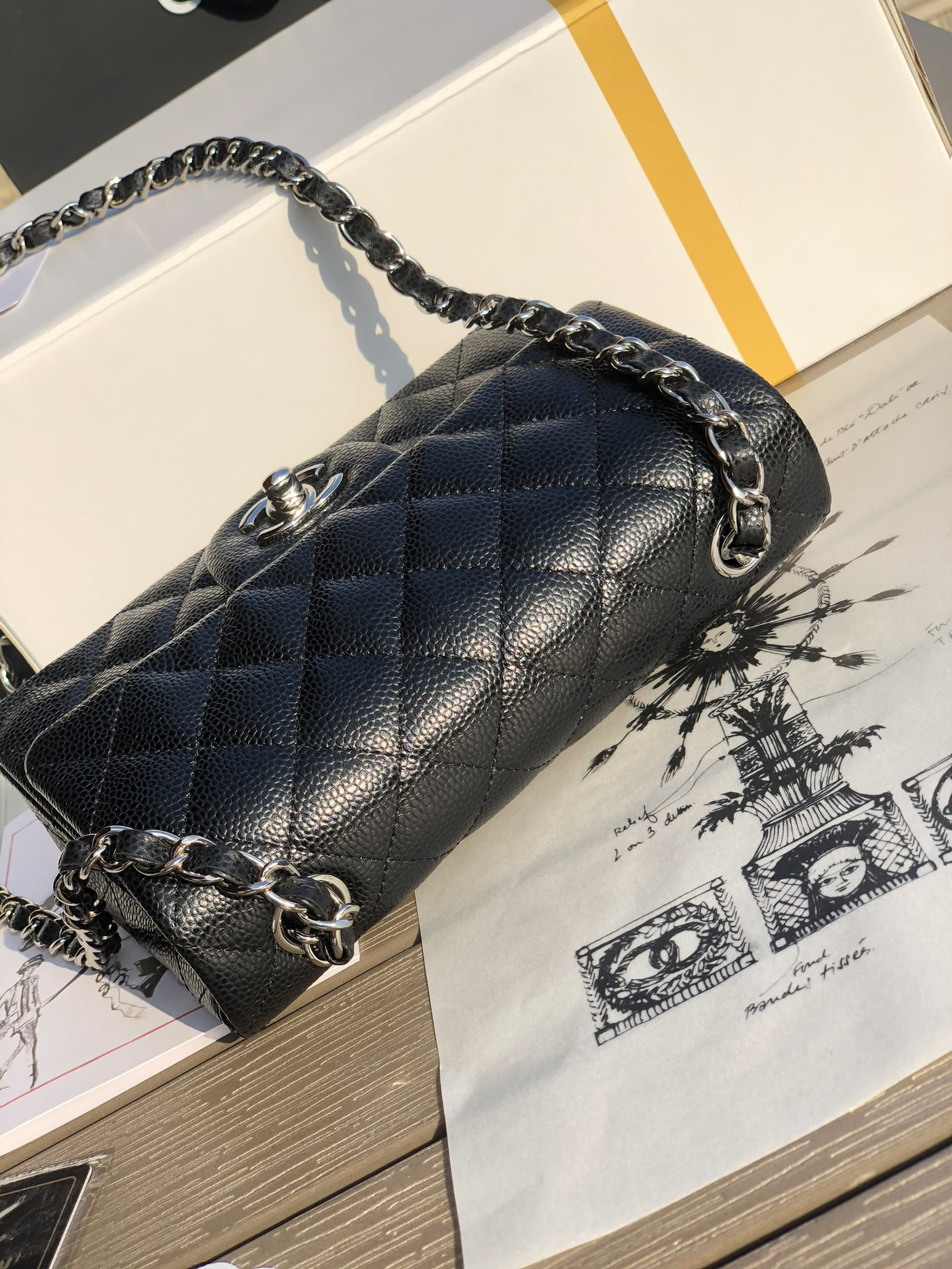 CHANEL MINI FLAP BAG BLACK 4.7 × 7.8 × 2.3 in - Image 4