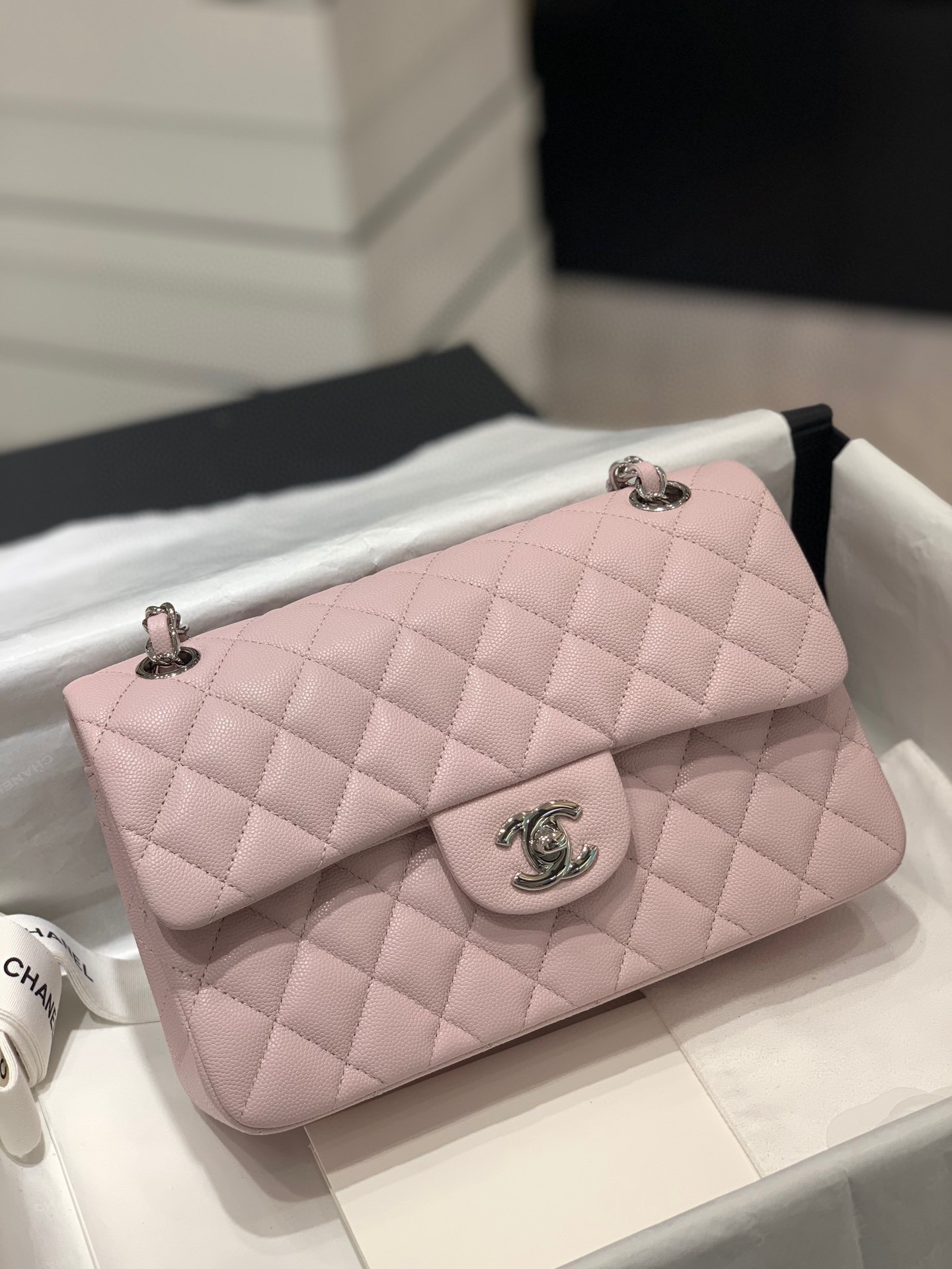 CHANEL CLASSIC HANDBAG Grained Calfskin Silver-Tone Metal Pink 6 × 9.9 × 2.5 in