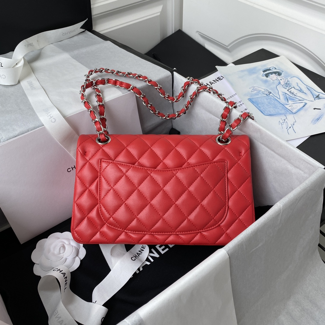 CHANEL SMALL CLASSIC HANDBAG LAMBSKIN SILVER-TONE METAL Red 5.7 × 9 × 2.3 IN - Image 3