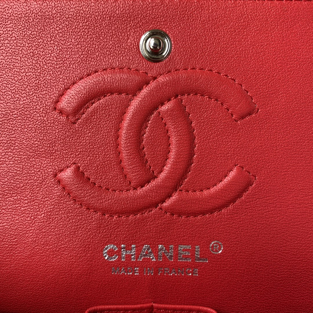 CHANEL SMALL CLASSIC HANDBAG LAMBSKIN SILVER-TONE METAL Red 5.7 × 9 × 2.3 IN - Image 9