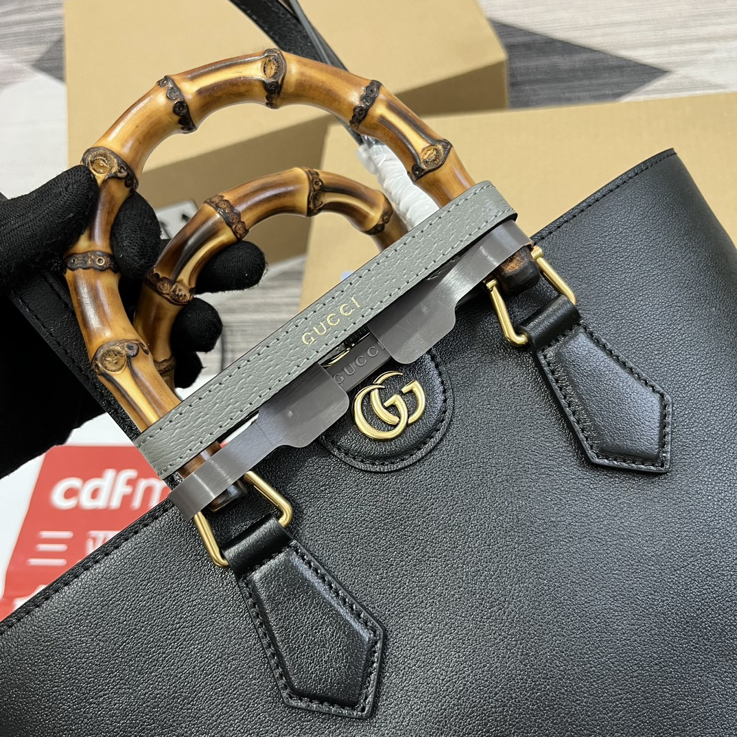 GUCCI DIANA MEDIUM TOTE BAG Black 31W x 27H x 15D CM - Image 6