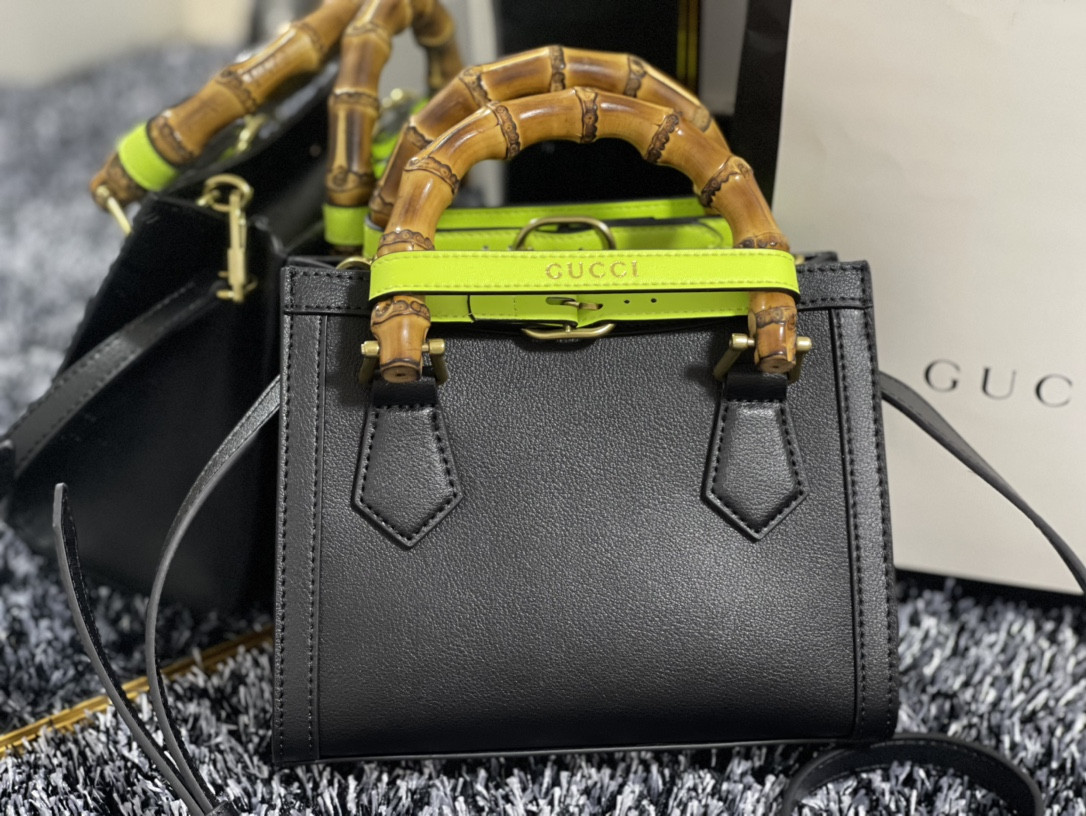 GUCCI DIANA MINI TOTE BAG Black 20W x 16H x 10D CM - Image 4