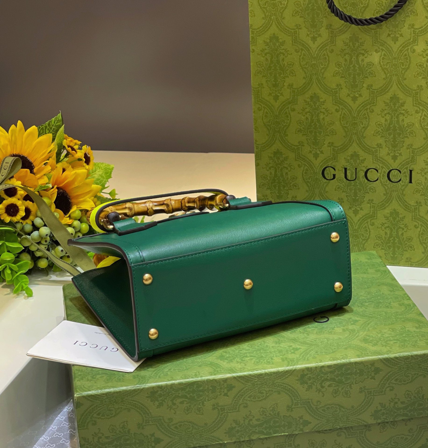 GUCCI DIANA MINI TOTE BAG Green 20W x 16H x 10D CM - Image 7
