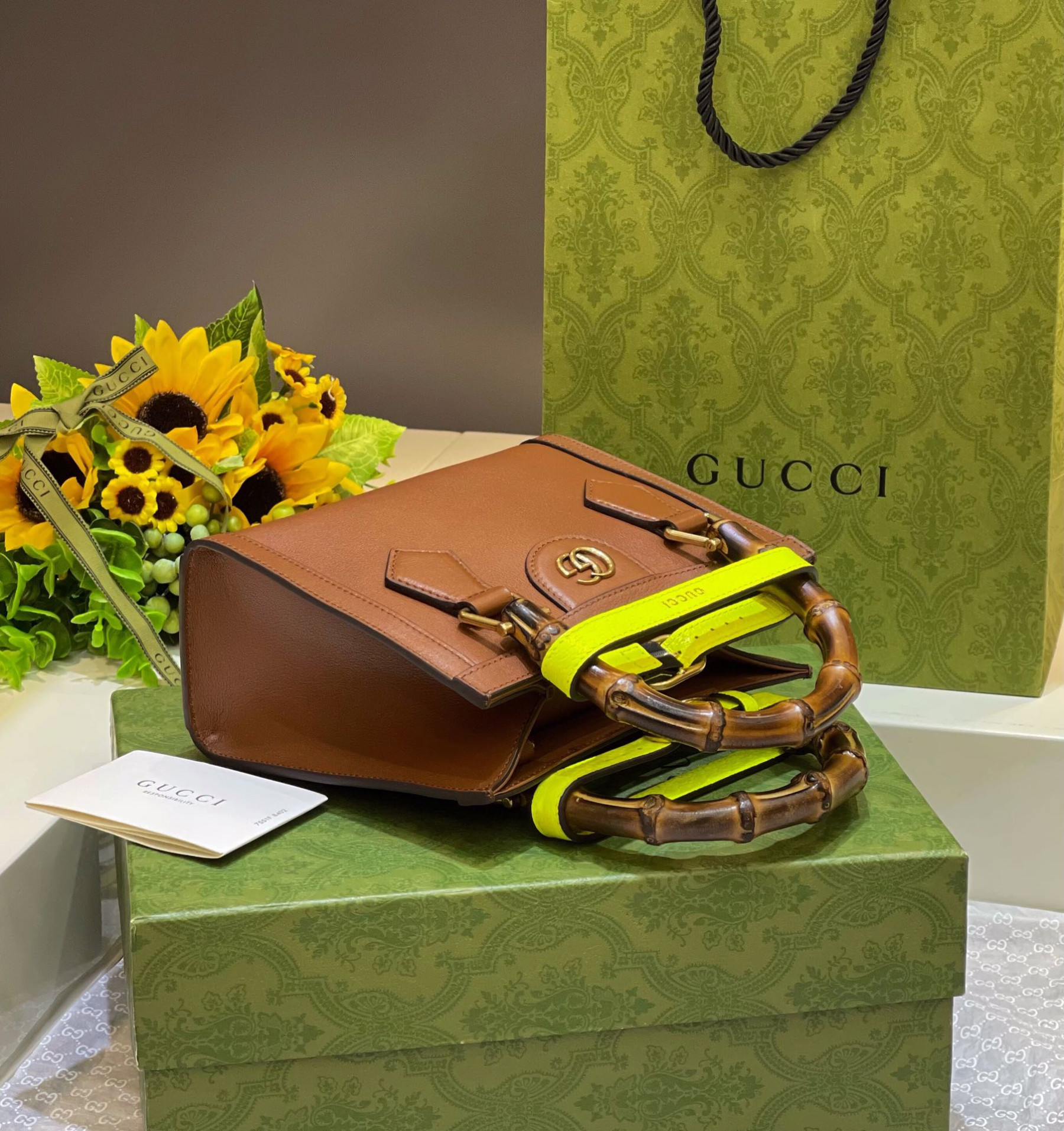 GUCCI DIANA MINI TOTE BAG Brown 20W x 16H x 10D CM - Image 5