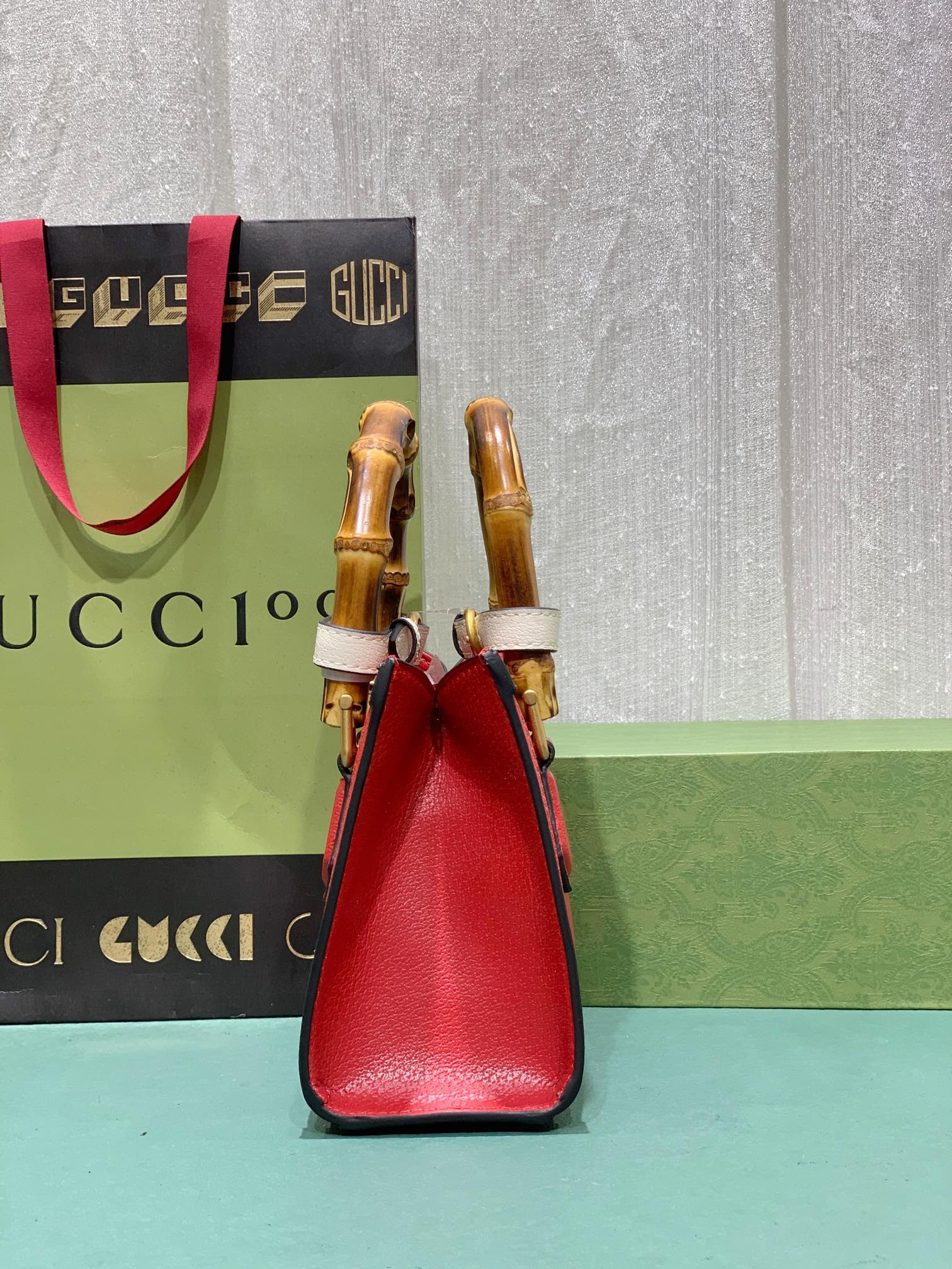GUCCI DIANA MINI TOTE BAG Red 20W x 16H x 10D CM - Image 5