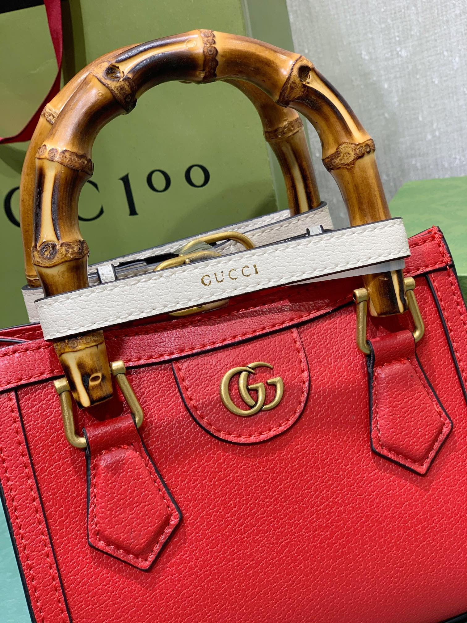 GUCCI DIANA MINI TOTE BAG Red 20W x 16H x 10D CM - Image 7