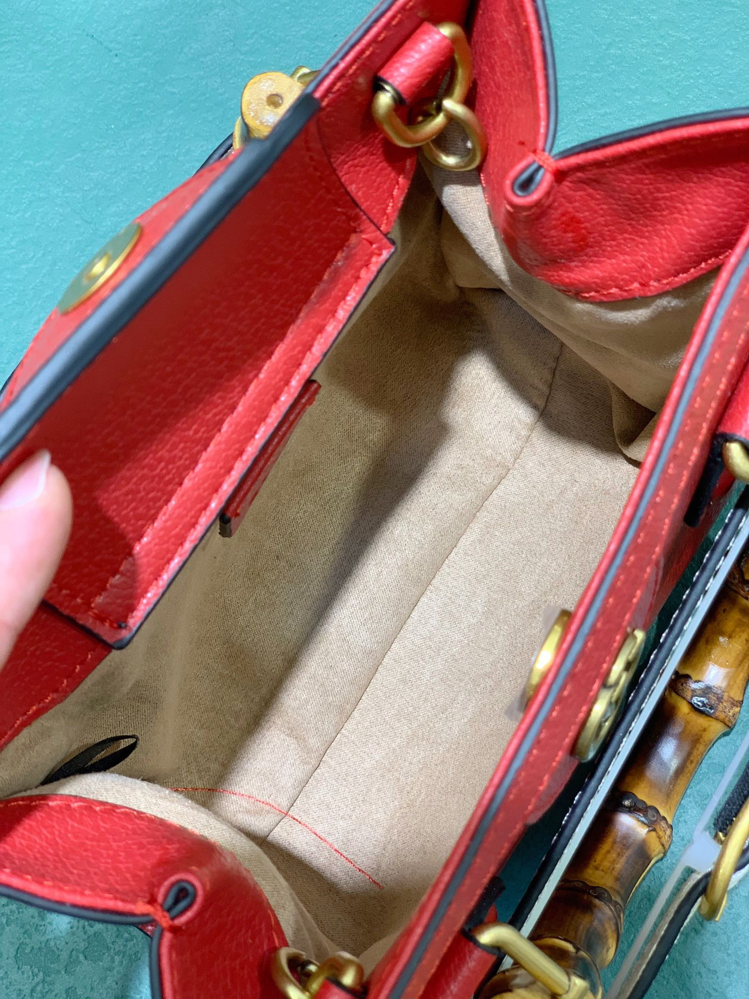 GUCCI DIANA MINI TOTE BAG Red 20W x 16H x 10D CM - Image 10