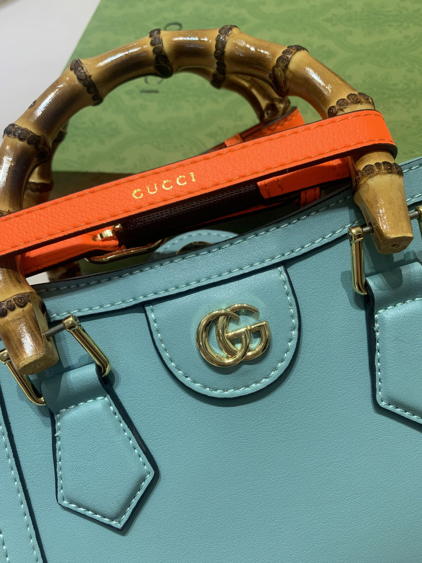 GUCCI DIANA MINI TOTE BAG Blue 20W x 16H x 10D CM - Image 3
