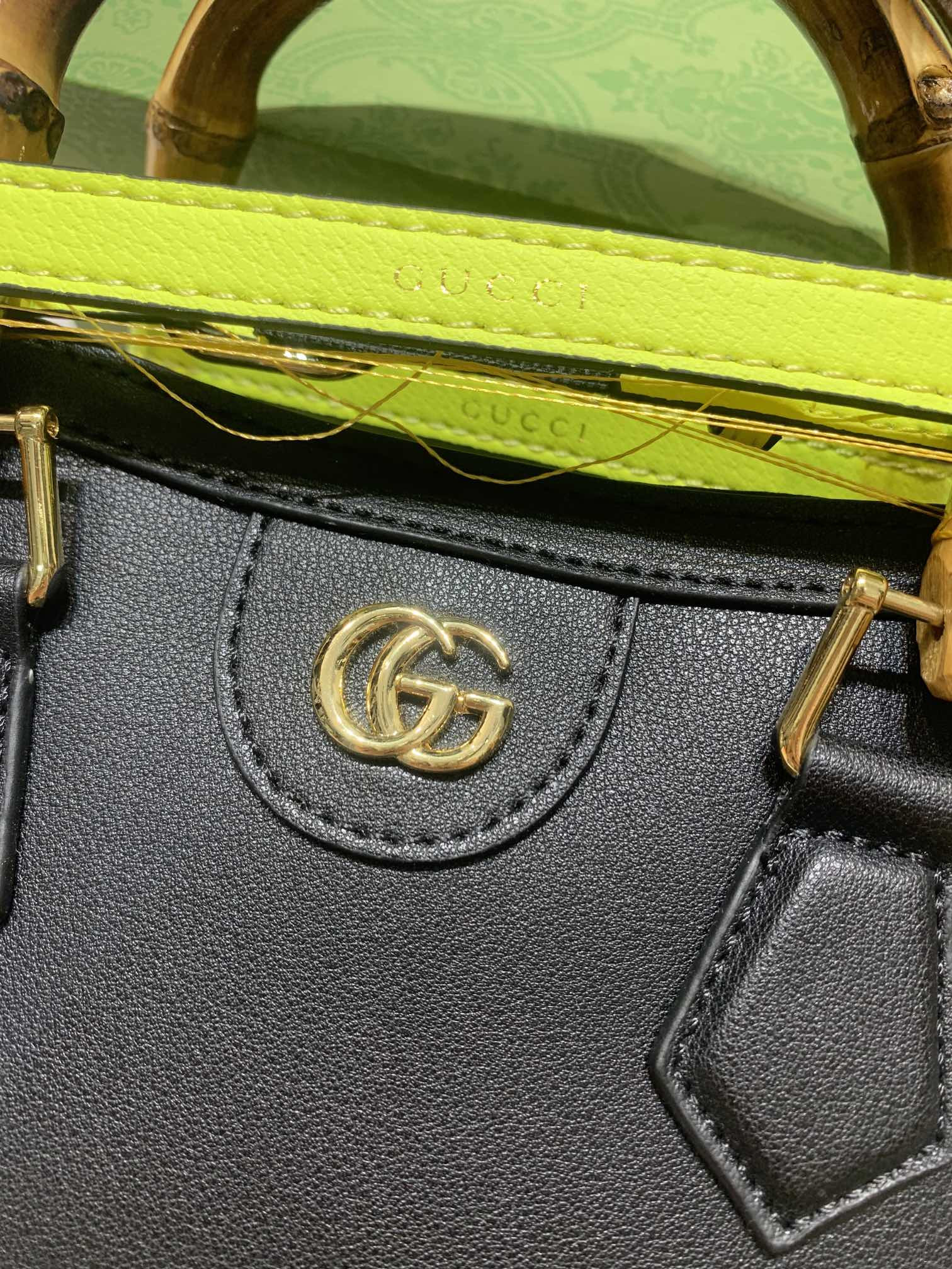 GUCCI DIANA MINI TOTE BAG Navy 20W x 16H x 10D CM - Image 3