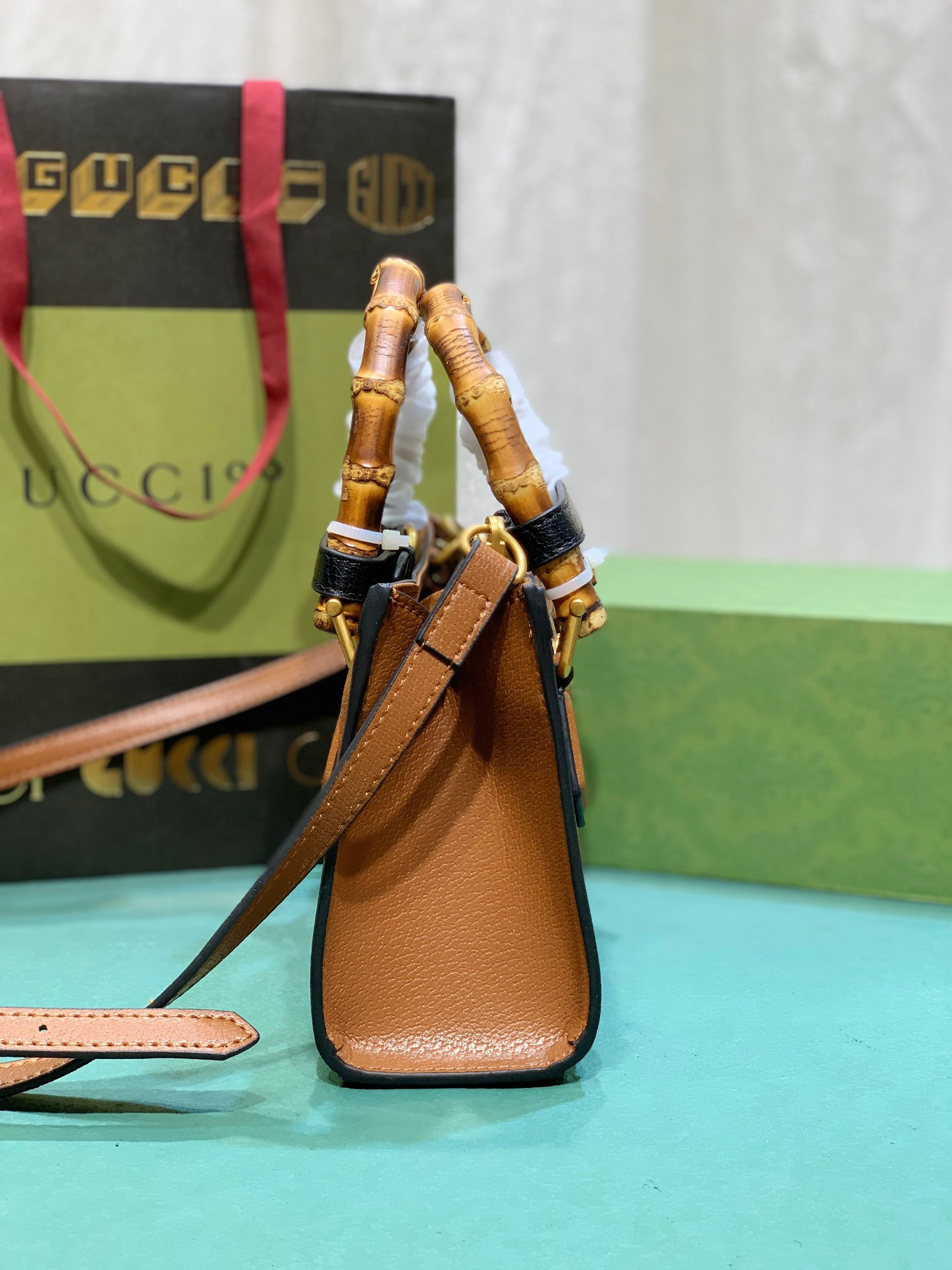 GUCCI DIANA SMALL SHOULDER BAG Brown 735153 (27*15.5*11cm) - Image 4