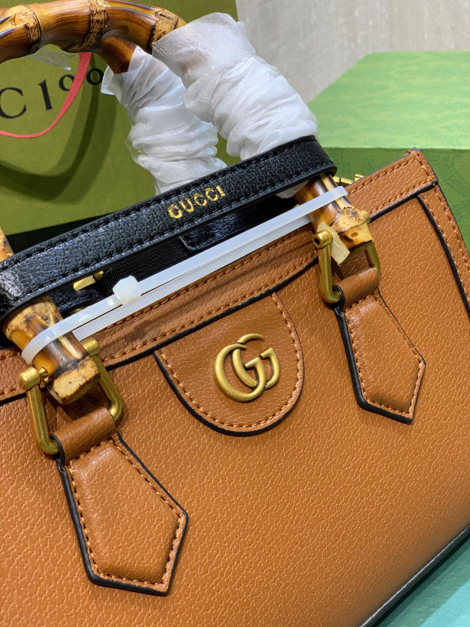 GUCCI DIANA SMALL SHOULDER BAG Brown 735153 (27*15.5*11cm) - Image 5