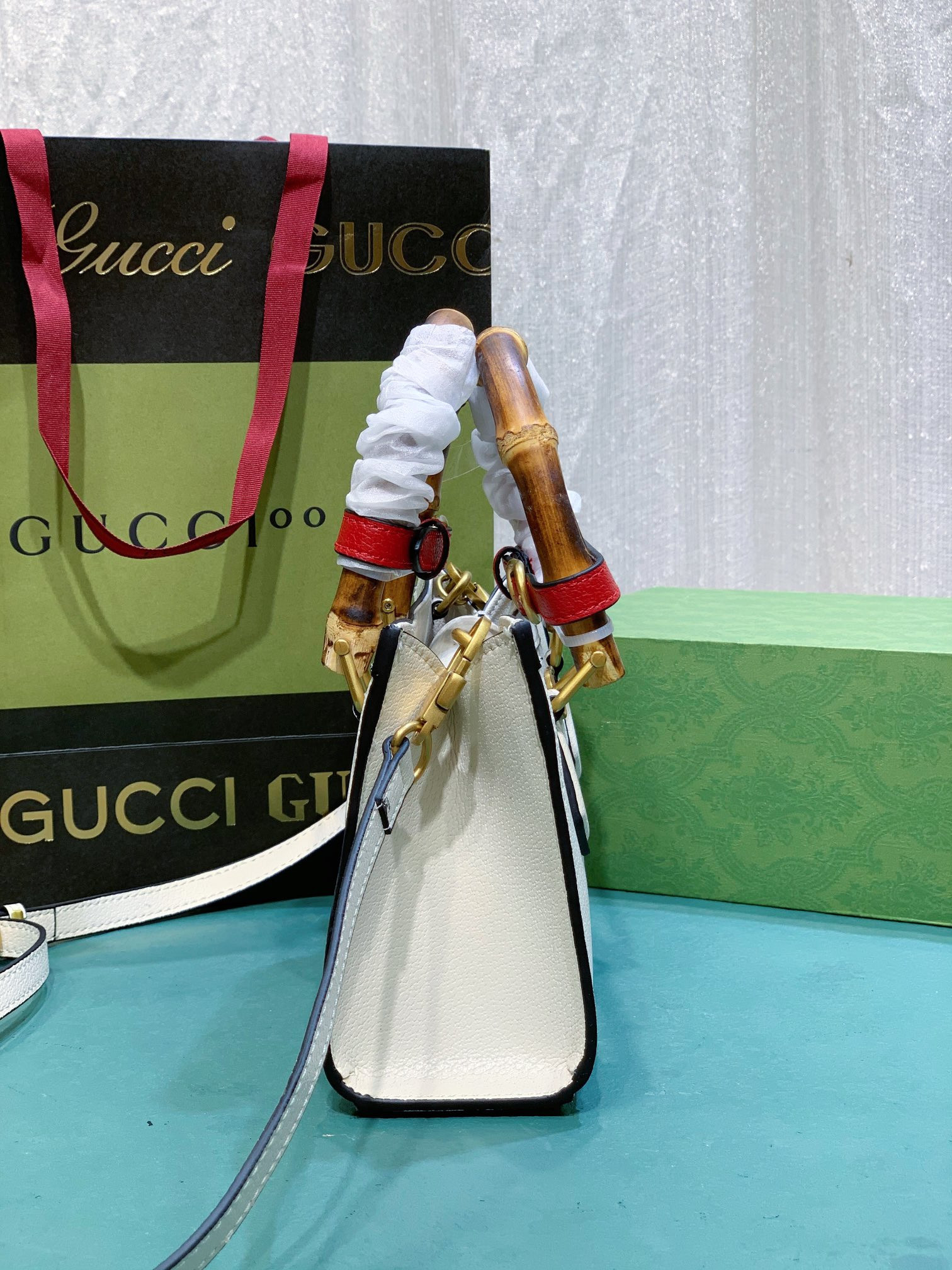 GUCCI DIANA SMALL SHOULDER BAG White 25W x 16H x 9D CM - Image 4