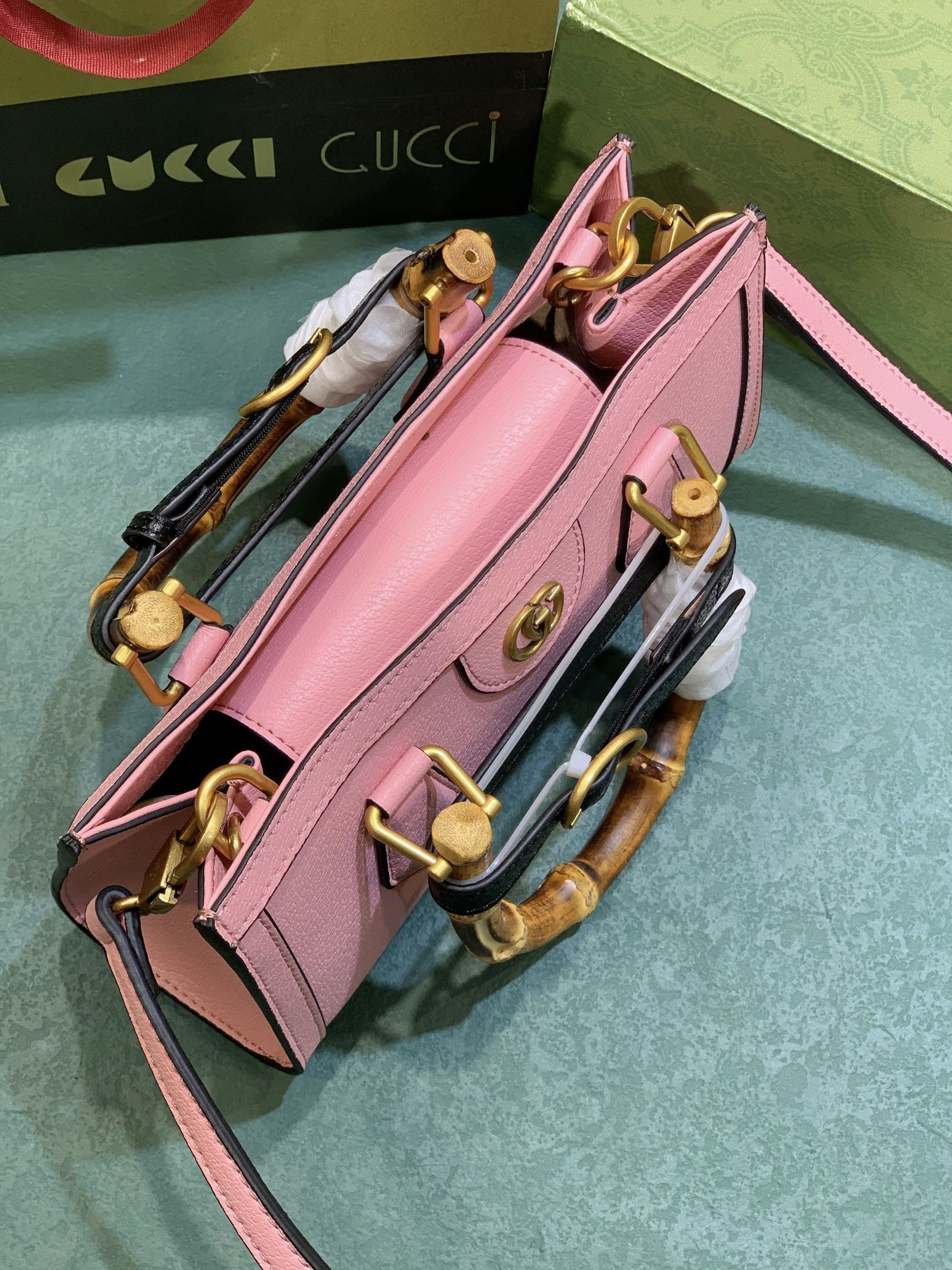 GUCCI DIANA SMALL SHOULDER BAG Pink 735153 (27*15.5*11cm) - Image 6