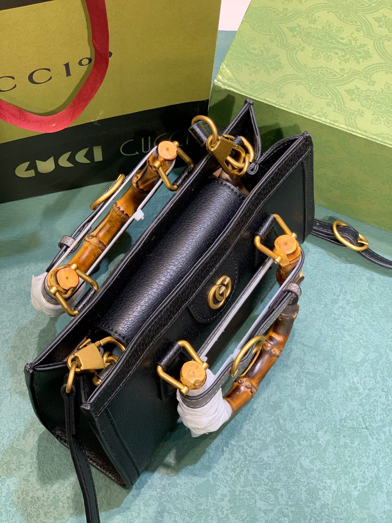GUCCI DIANA SMALL SHOULDER BAG Black 735153 (27*15.5*11cm) - Image 7