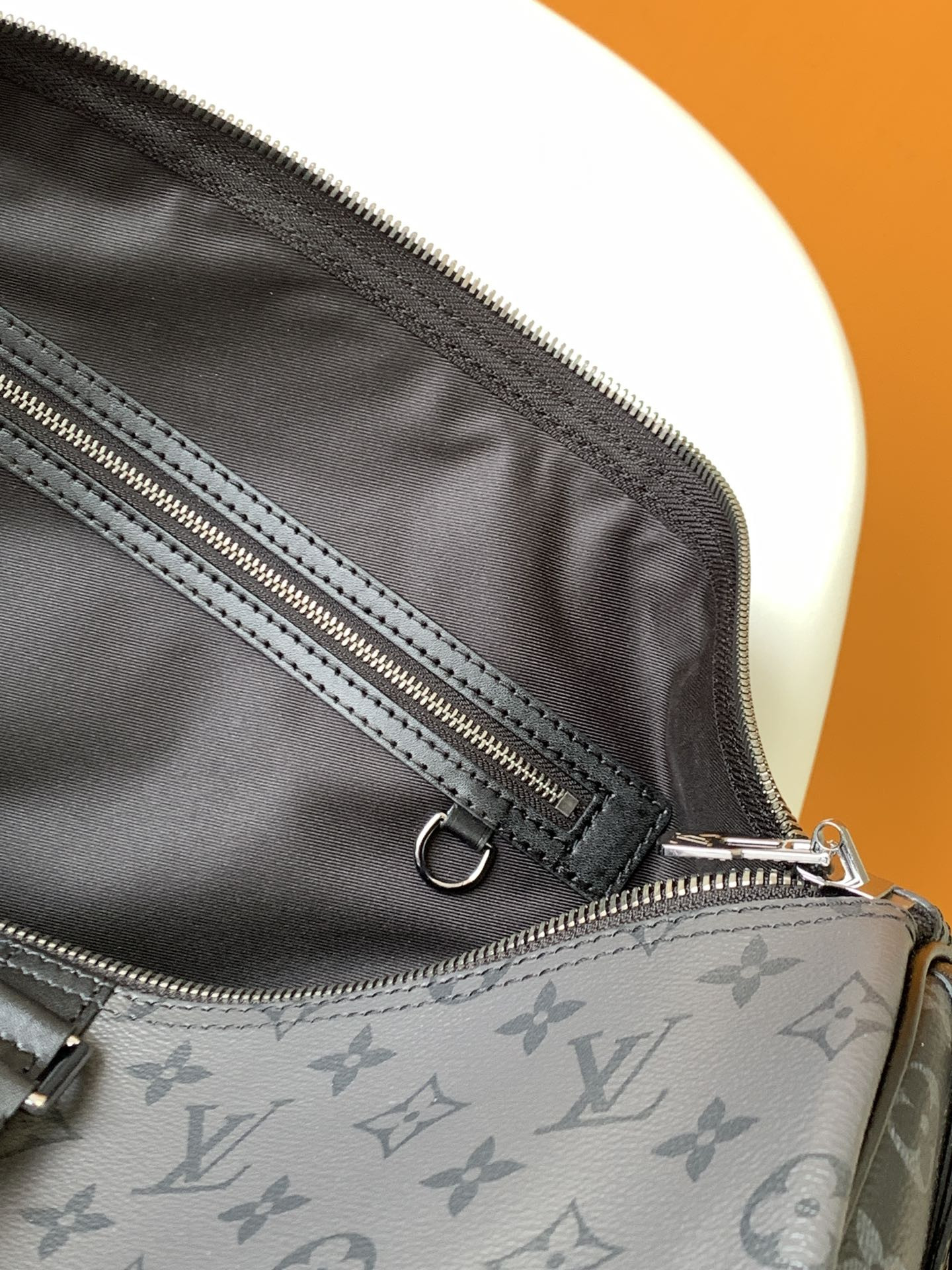 Louis Vuitton Keepall Bandoulière 50 M45392 - Image 10