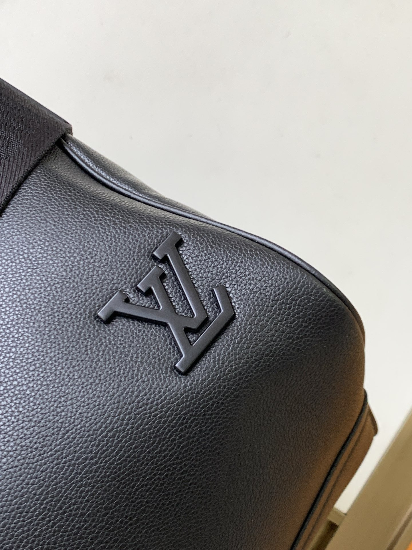 Louis Vuitton Keepall Bandoulière 50 M21420 - Image 6