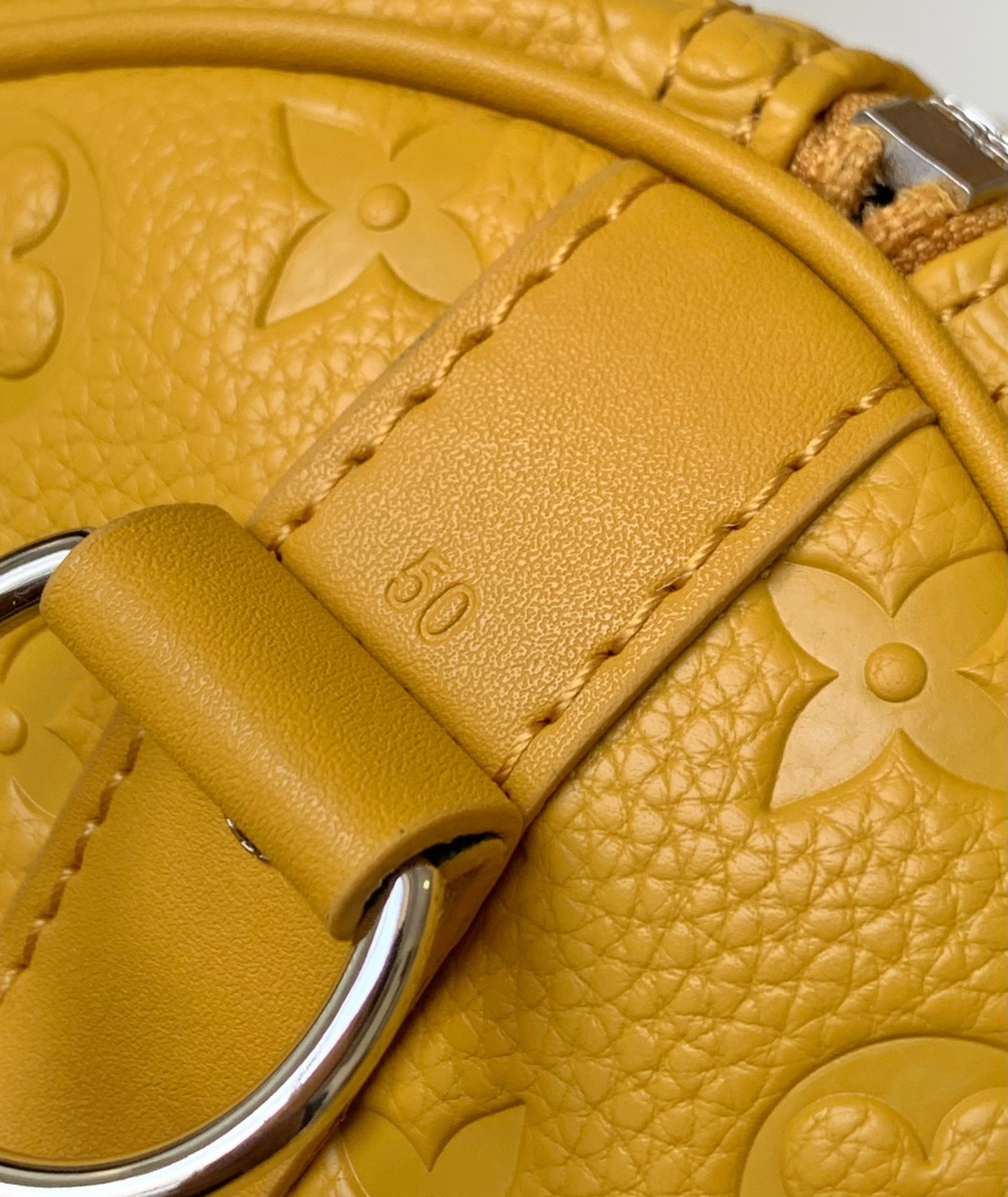 Louis Vuitton Keepall Bandoulière 50 M23748 - Image 6