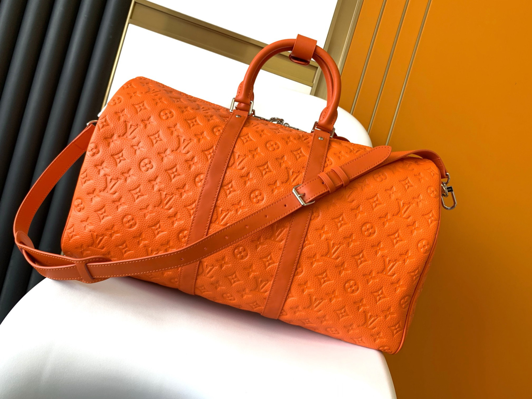 Louis Vuitton Keepall Bandoulière 50 M23749 - Image 4
