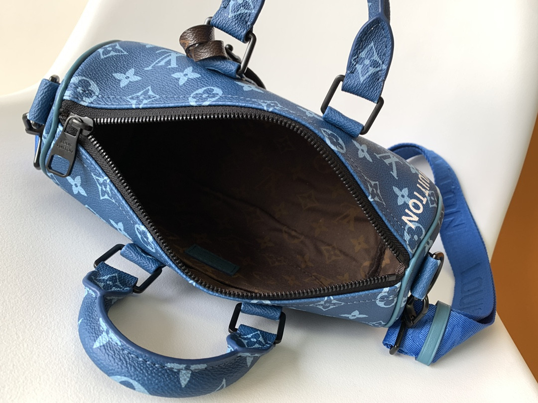 Louis Vuitton Keepall Bandoulière 25 M46803 9.8 x 5.9 x 4.3 inches - Image 9