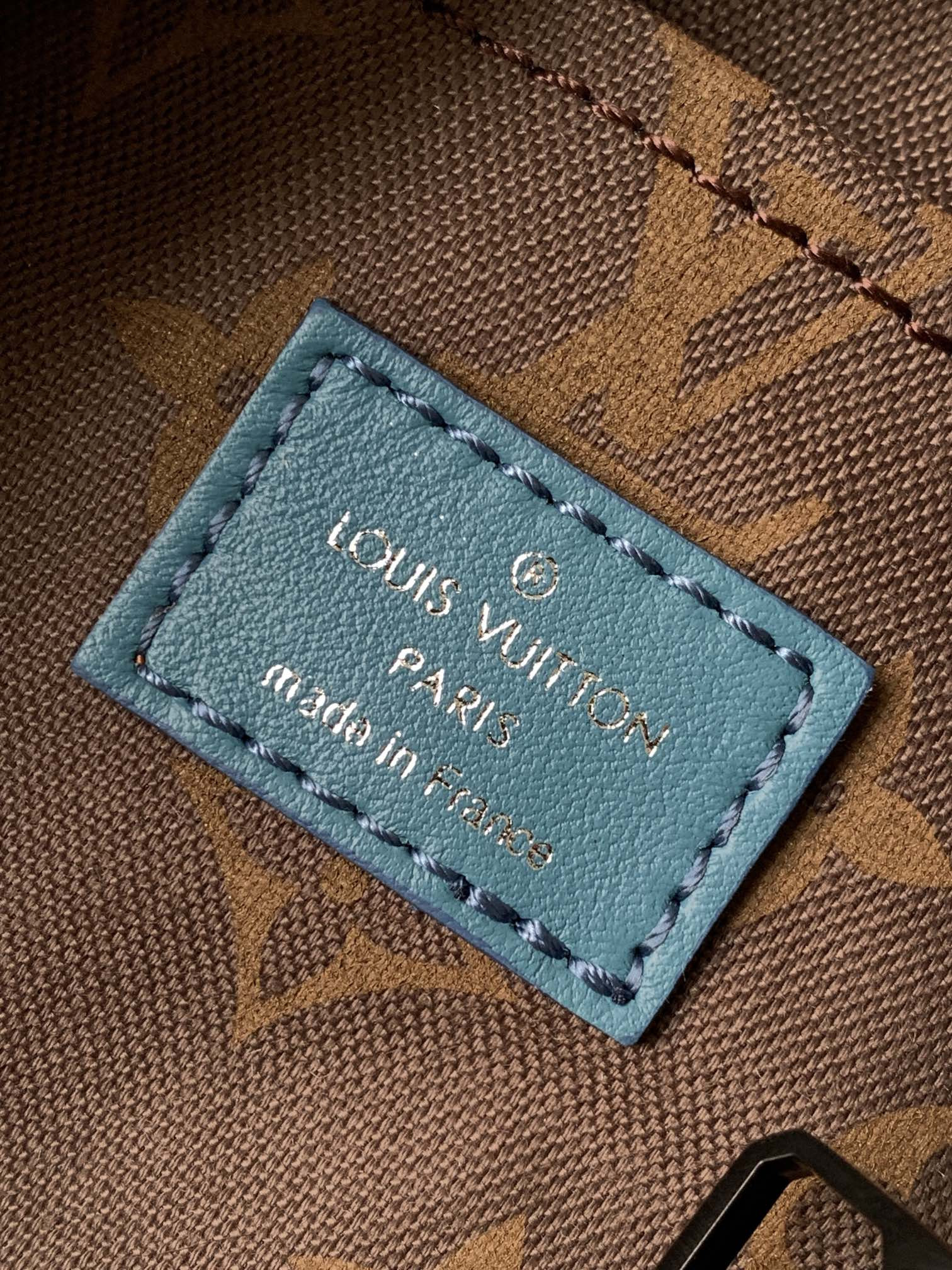 Louis Vuitton Keepall Bandoulière 25 M46803 9.8 x 5.9 x 4.3 inches - Image 10
