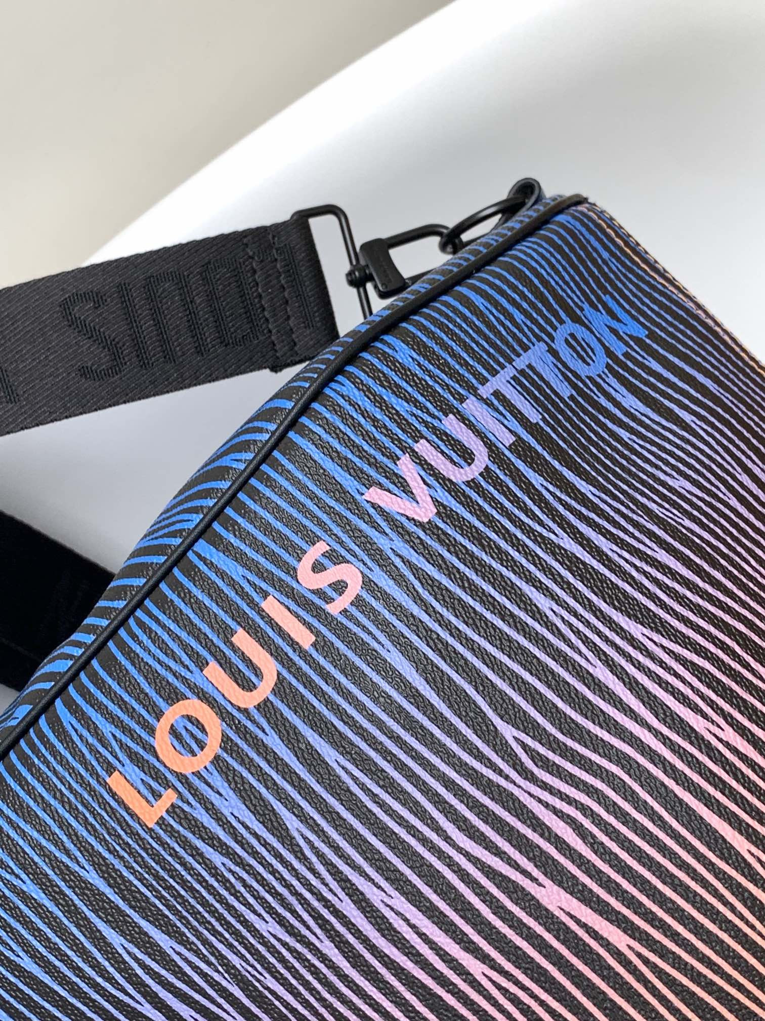 Louis Vuitton Keepall Bandoulière 50 M23174 - Image 6