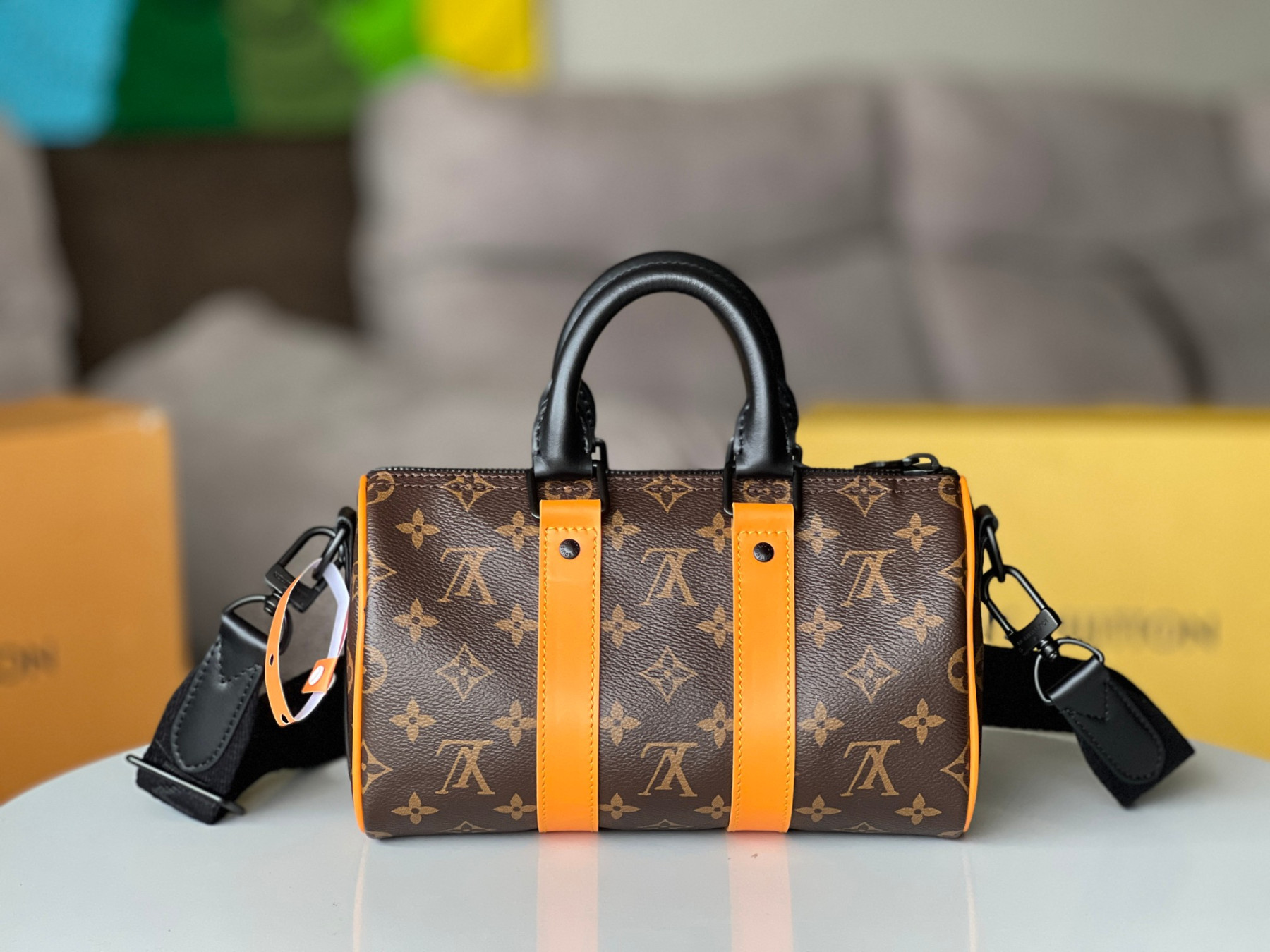 Louis Vuitton Keepall Bandoulière 25 M46687 9.8 x 5.9 x 4.3 inches - Image 4