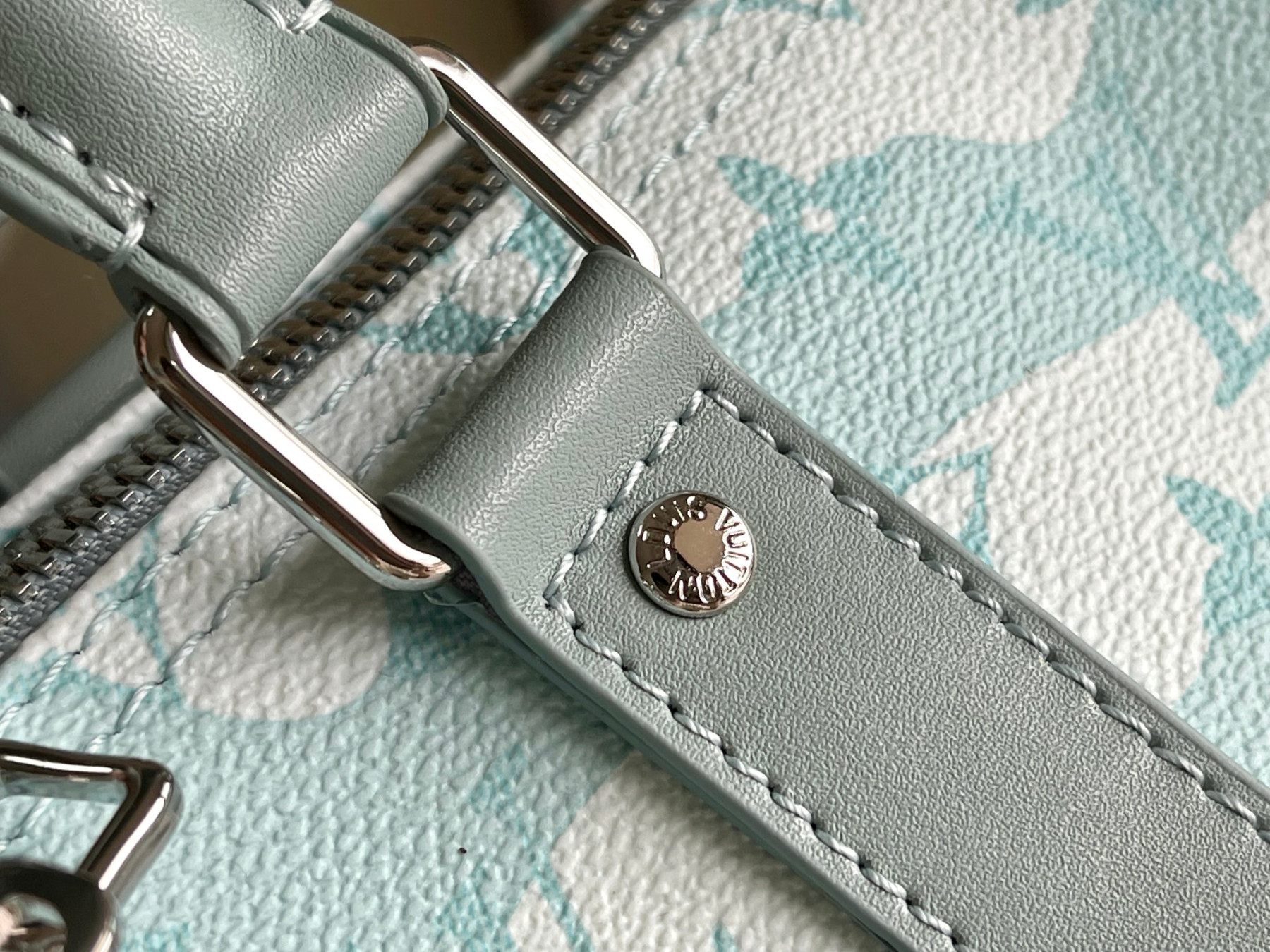 Louis Vuitton Keepall Bandoulière 50 M22570 - Image 7
