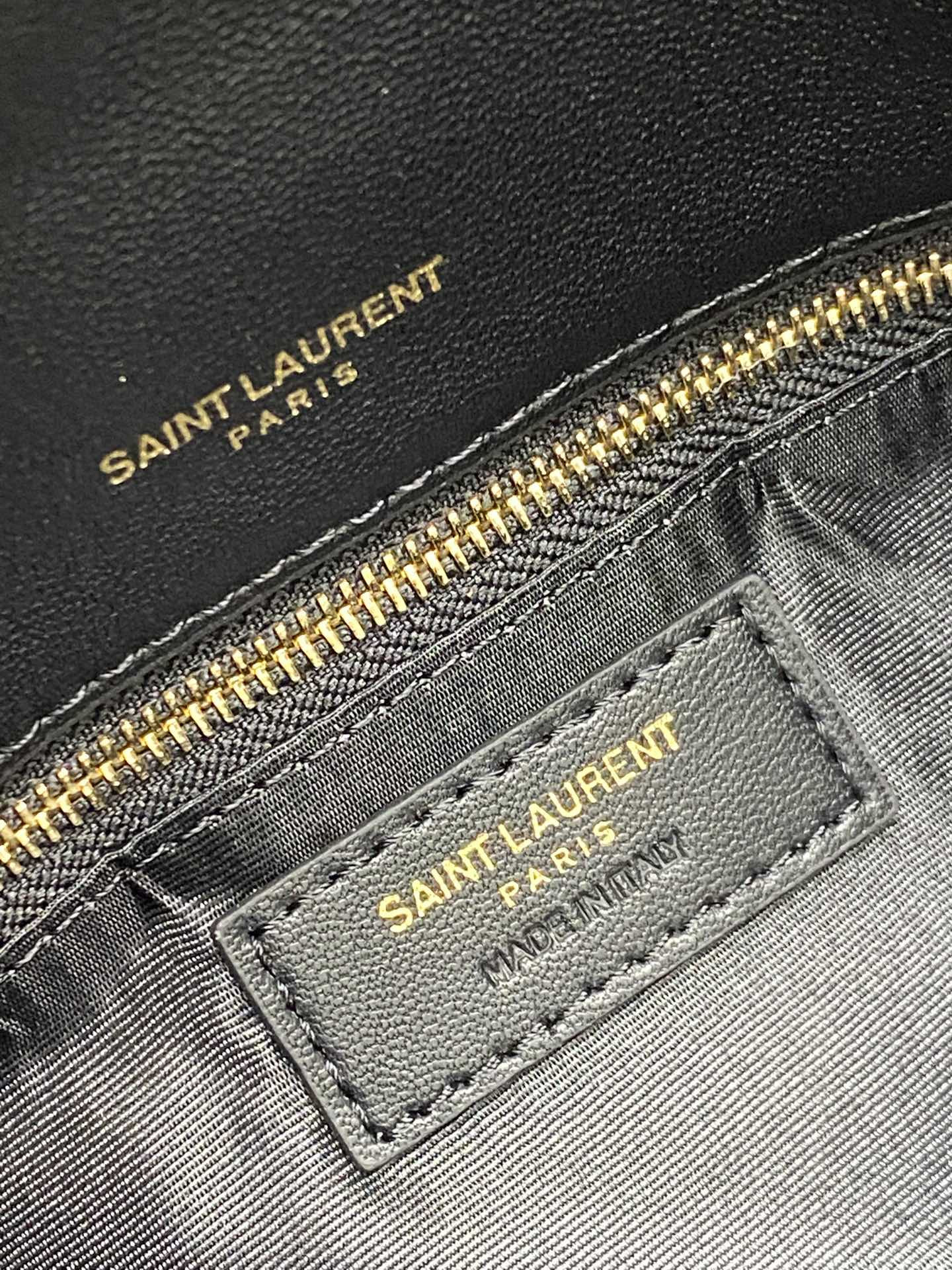 YSL PUFFER IN LEATHER BLACK 23 X 15.5 X 5.8 CM - Image 10