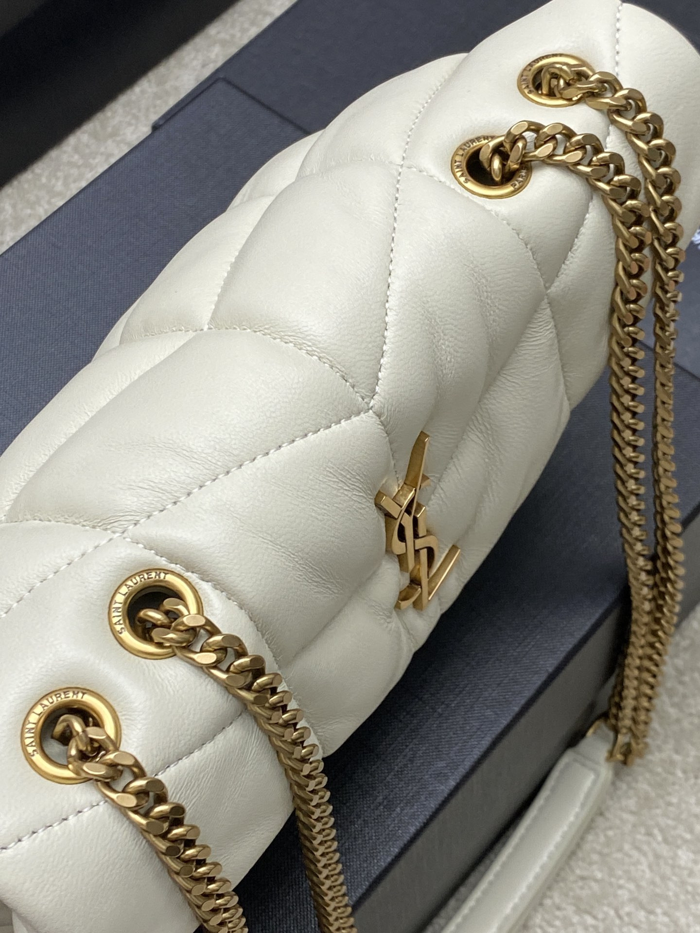 YSL PUFFER IN LEATHER WHITE 23 X 15.5 X 5.8 CM - Image 7