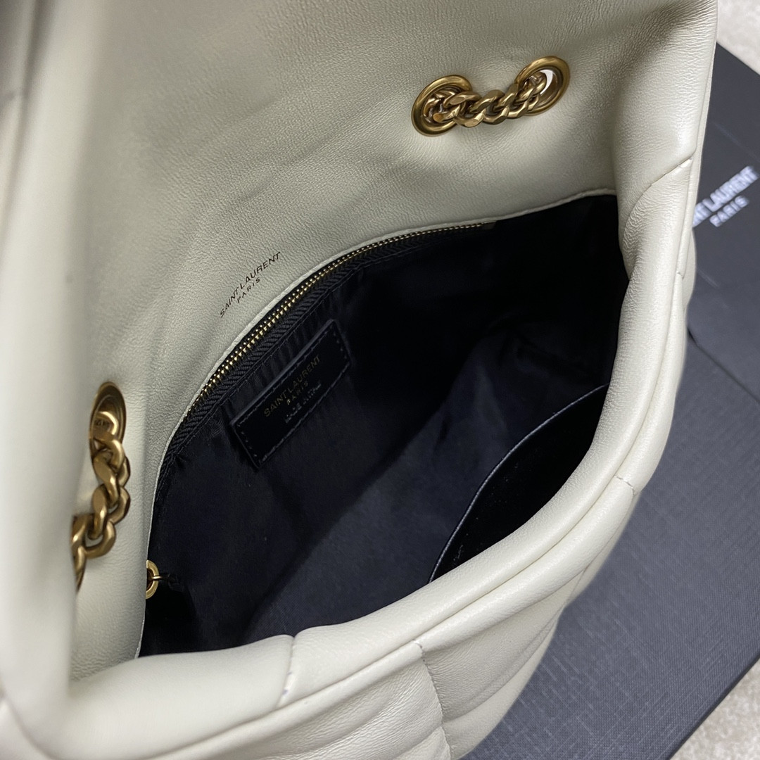 YSL PUFFER IN LEATHER WHITE 23 X 15.5 X 5.8 CM - Image 9