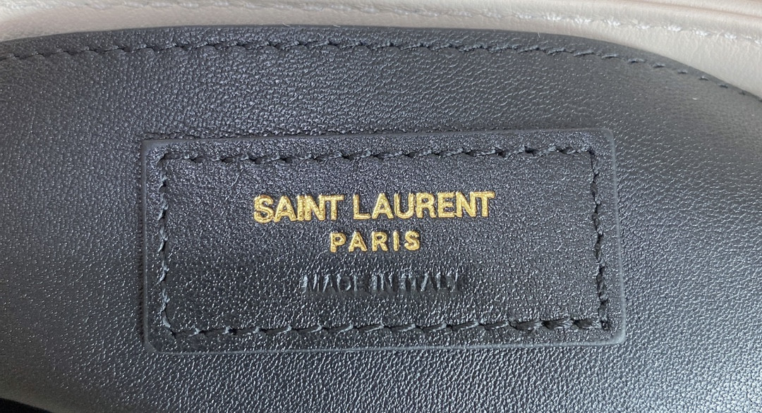 YSL LOULOU SMALL IN QUILTED LEATHER WHITE GOLD 9 X 6.1 X 3.3 INCHES - Image 15