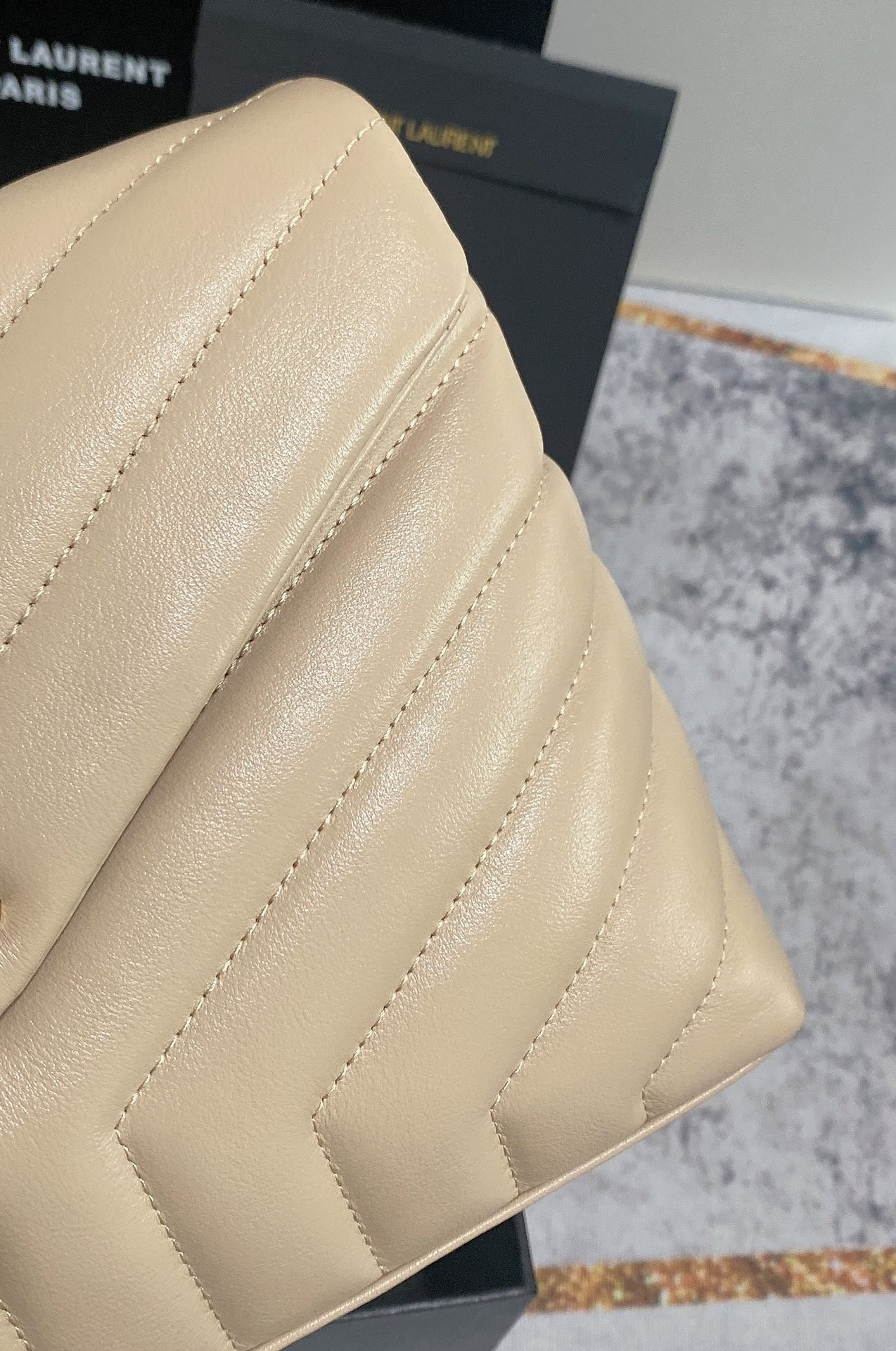 YSL LOULOU SMALL IN QUILTED LEATHER light beige 9 X 6.1 X 3.3 INCHES - Image 9